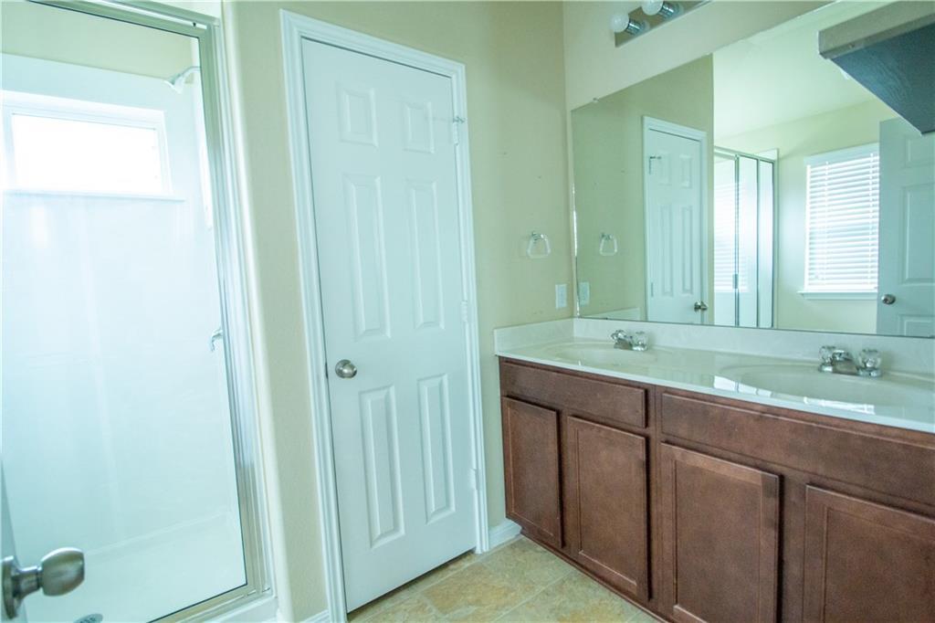 107 Sabine River Dr, Hutto, TX 78634