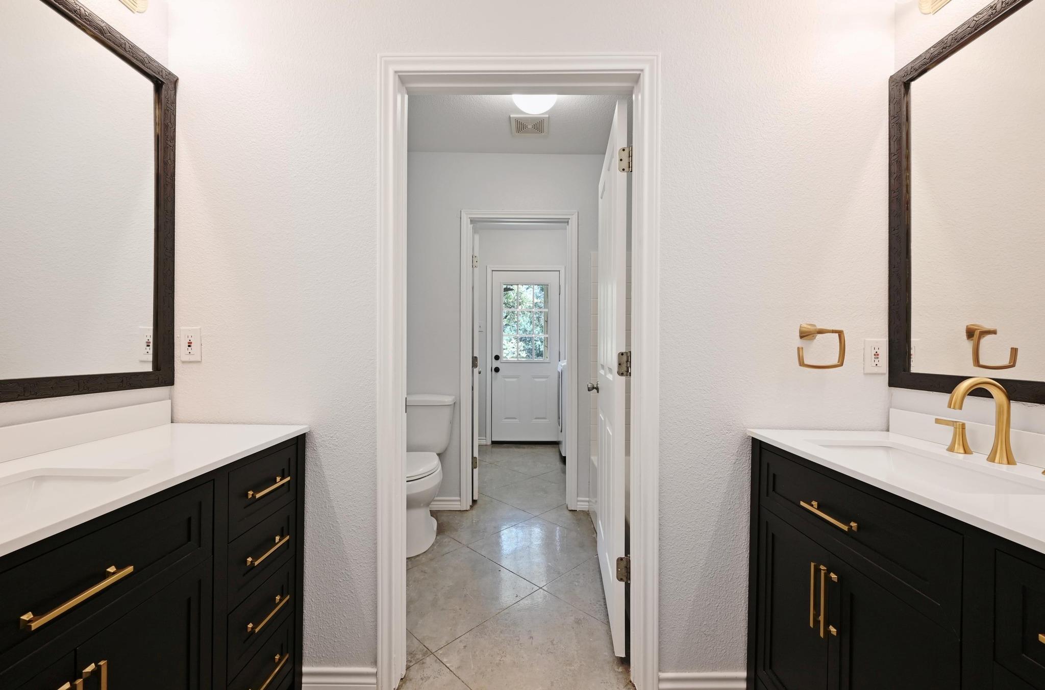 19 Indian Princess Ln, Wimberley, TX 78676