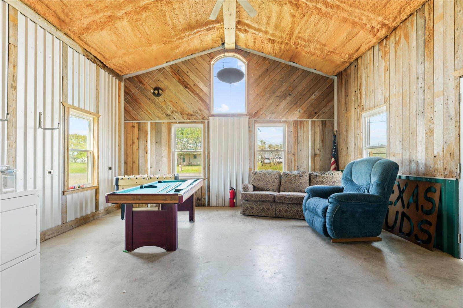 115 N Byers St, Port O'Connor, TX 77982