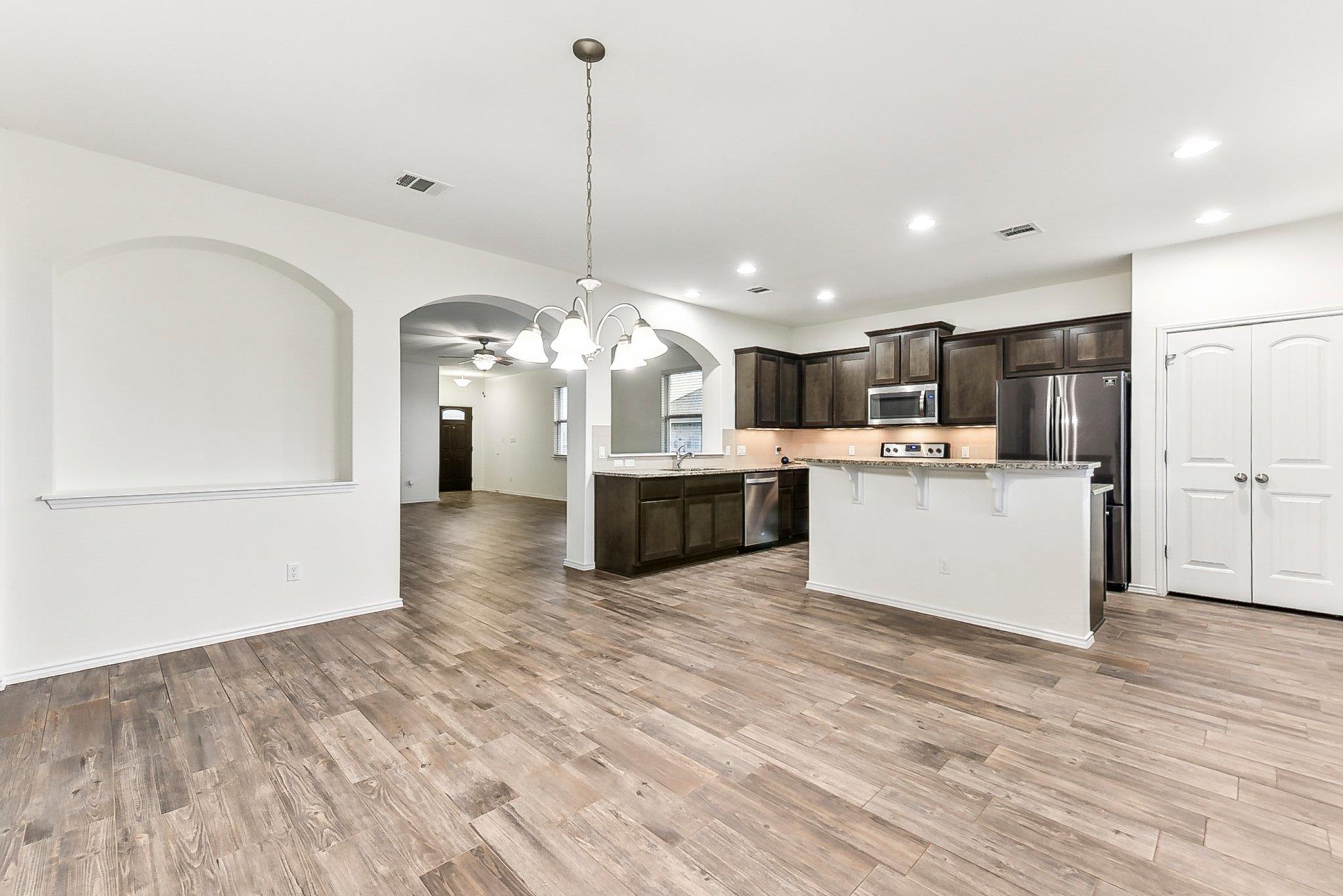 704 Manzano Ln, Pflugerville, TX 78660