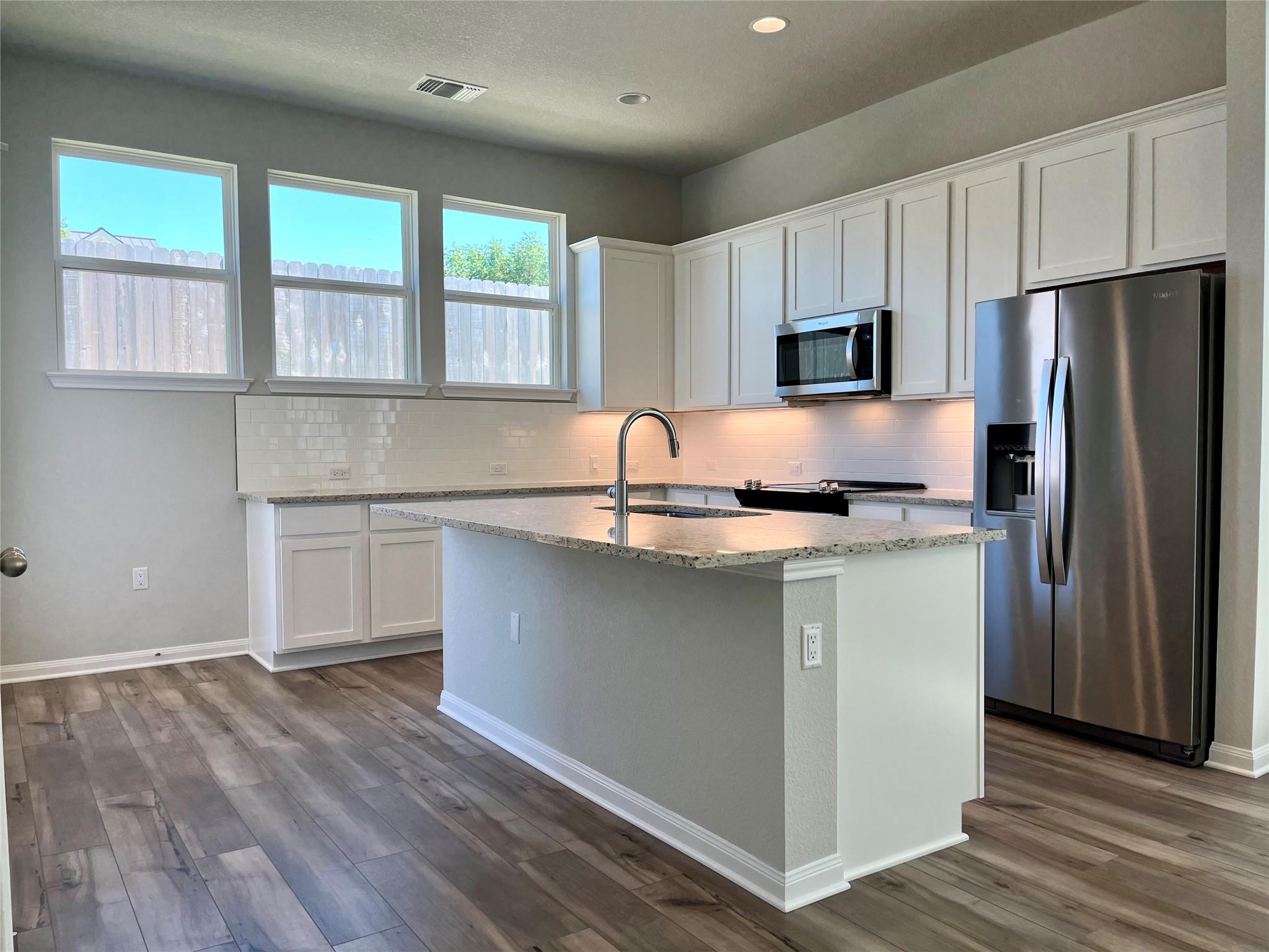 320 Creek Rd # 301, Dripping Springs, TX 78620