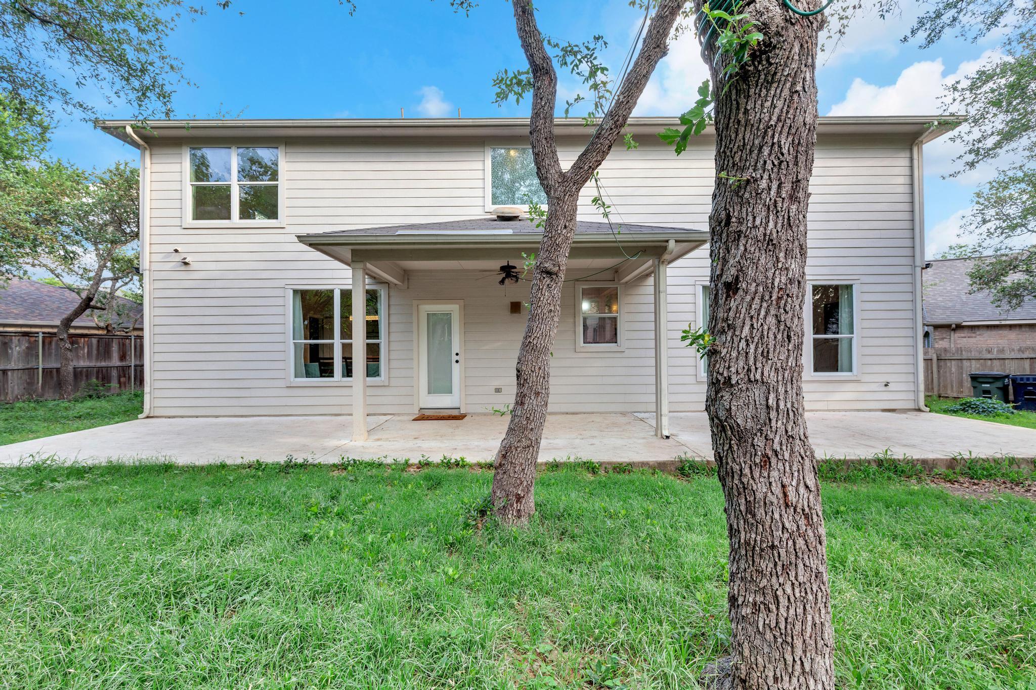 1205 Yountville Dr, Leander, TX 78641
