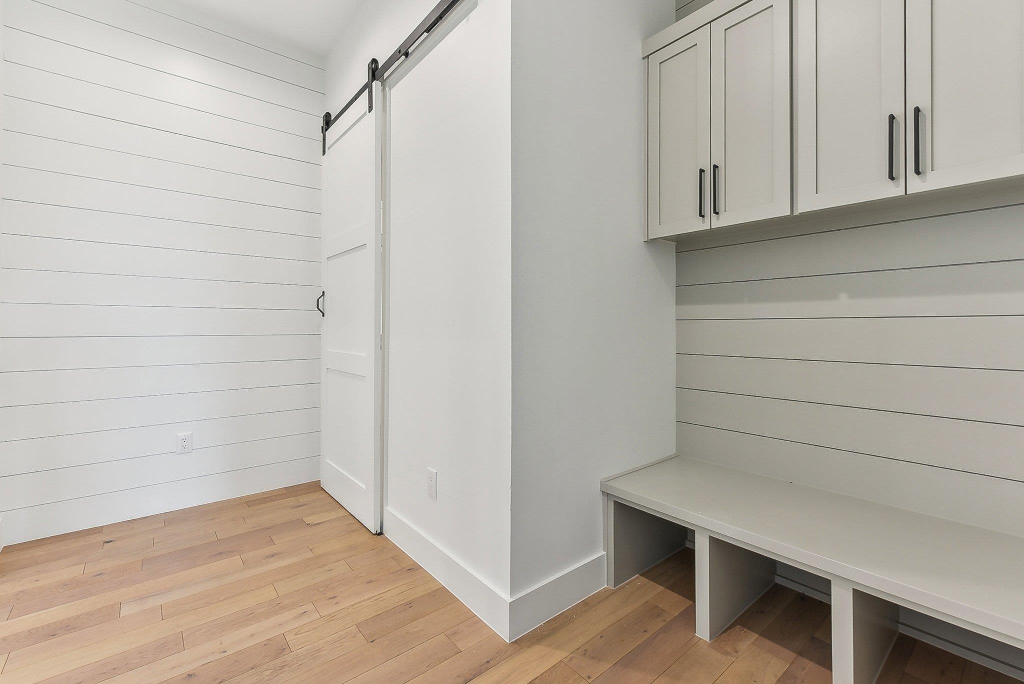 116 Tranquility Trails Dr, Spicewood, TX 78669