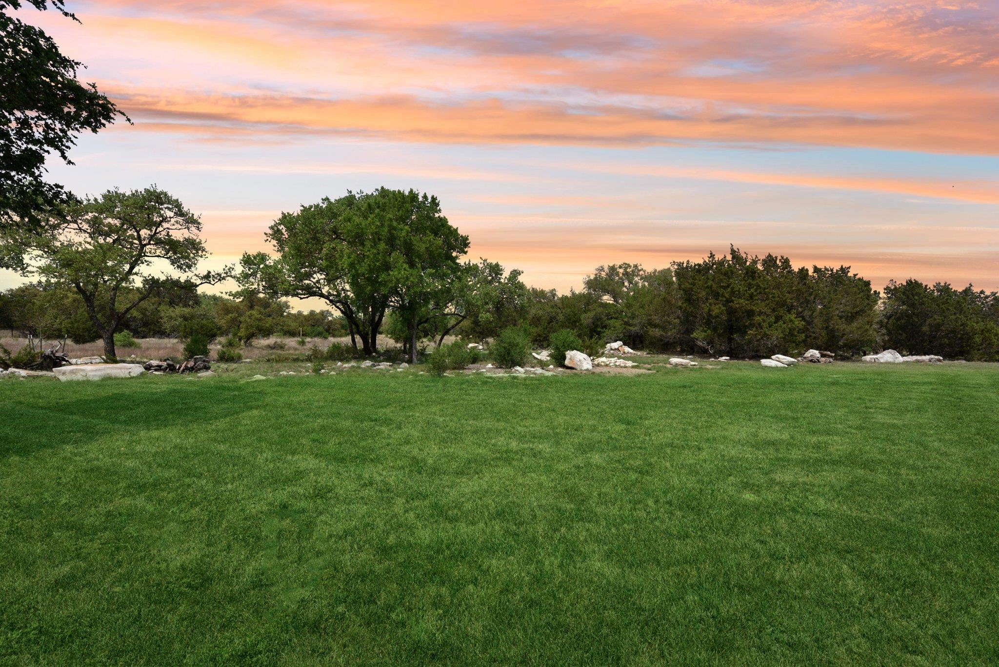 116 Tranquility Trails Dr, Spicewood, TX 78669