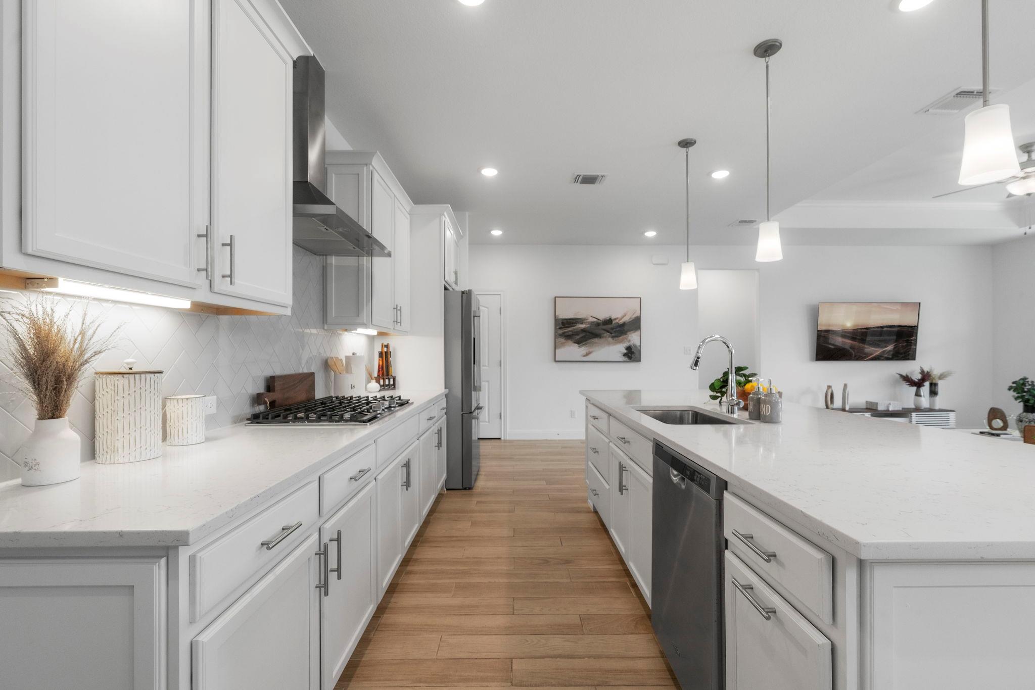 203 Fish Trap Rd, Dripping Springs, TX 78620