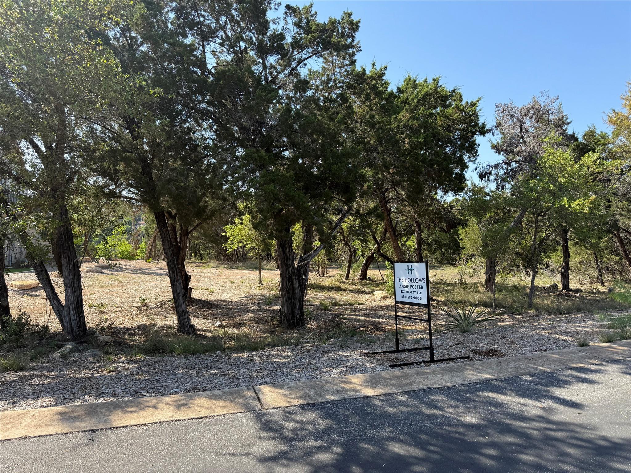 7306 Admirals Park Dr, Jonestown, TX 78645
