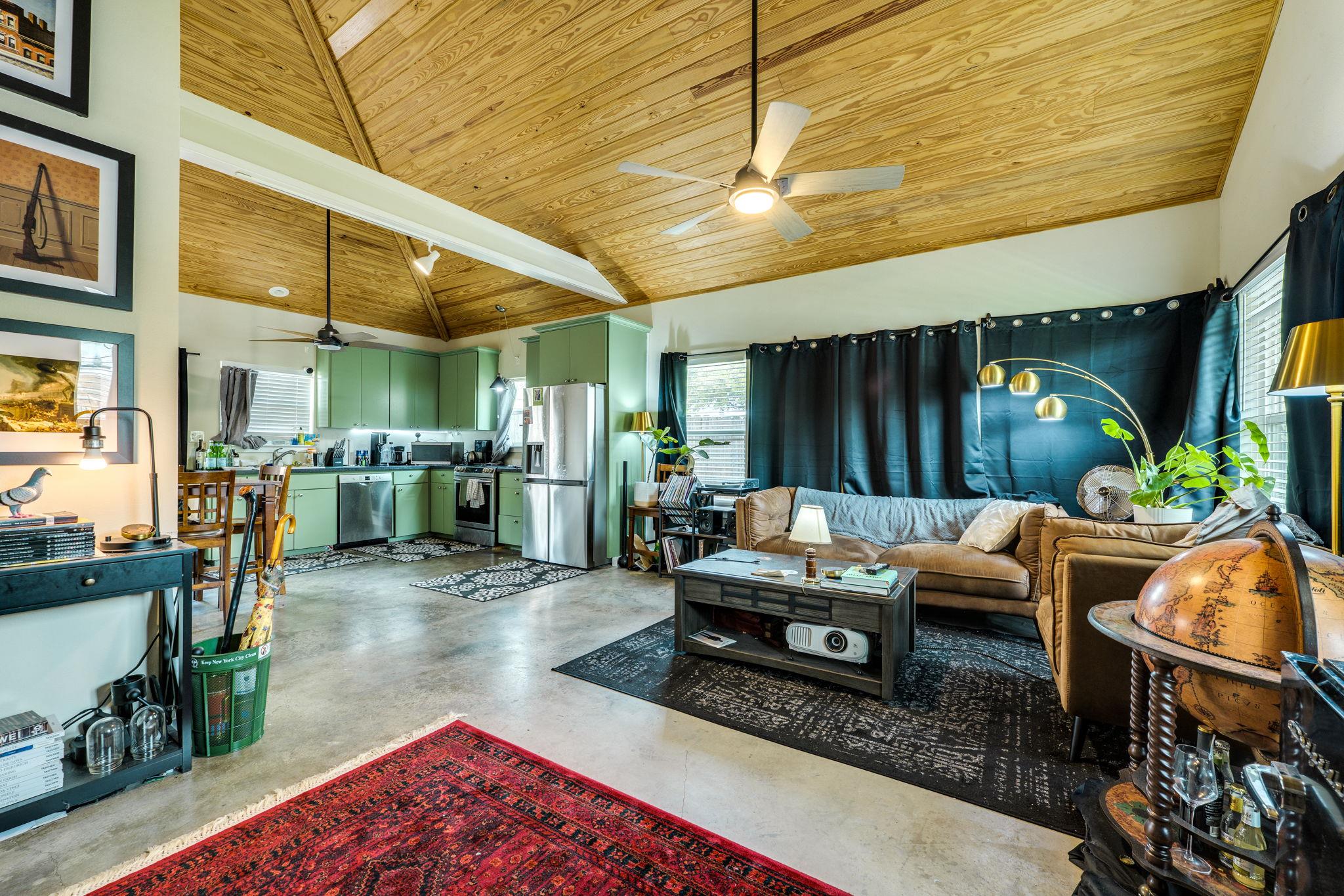 1212 E 10th St, Austin, TX 78702