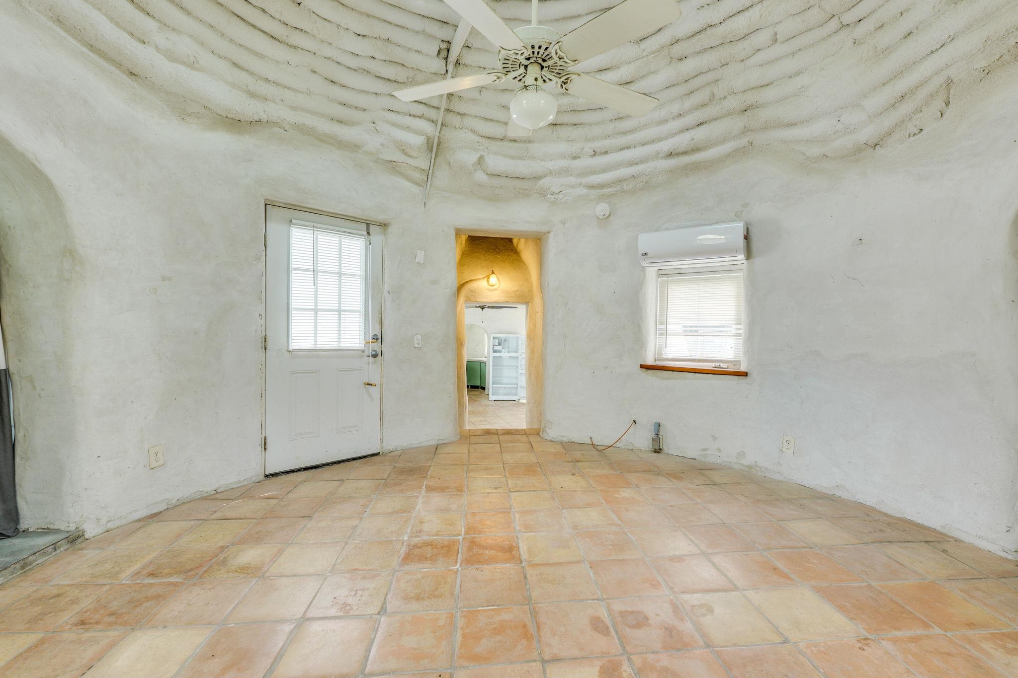 1212 E 10th St, Austin, TX 78702