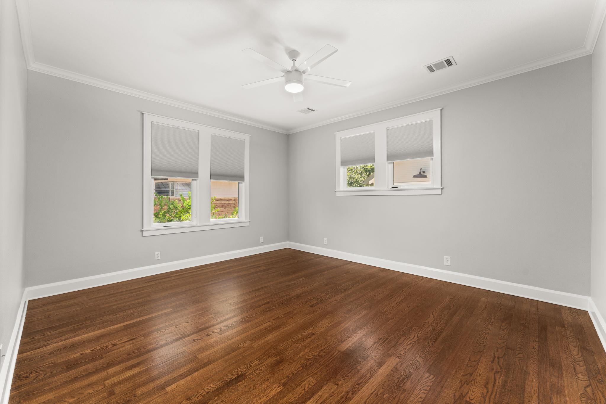 1911 W 39th St, Austin, TX 78731