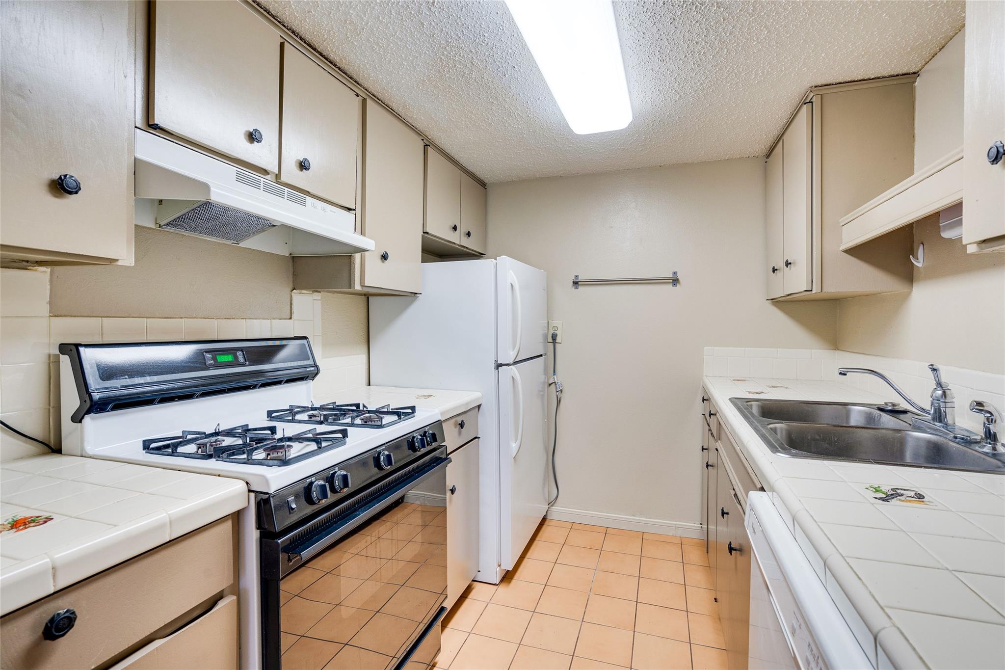 1800 Lavaca St # A214, Austin, TX 78701