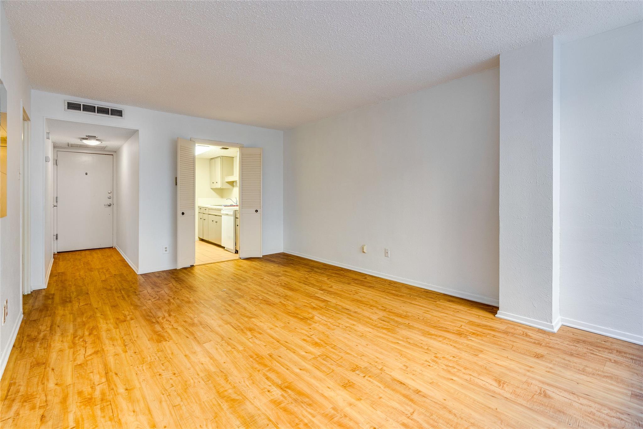 1800 Lavaca St # A214, Austin, TX 78701