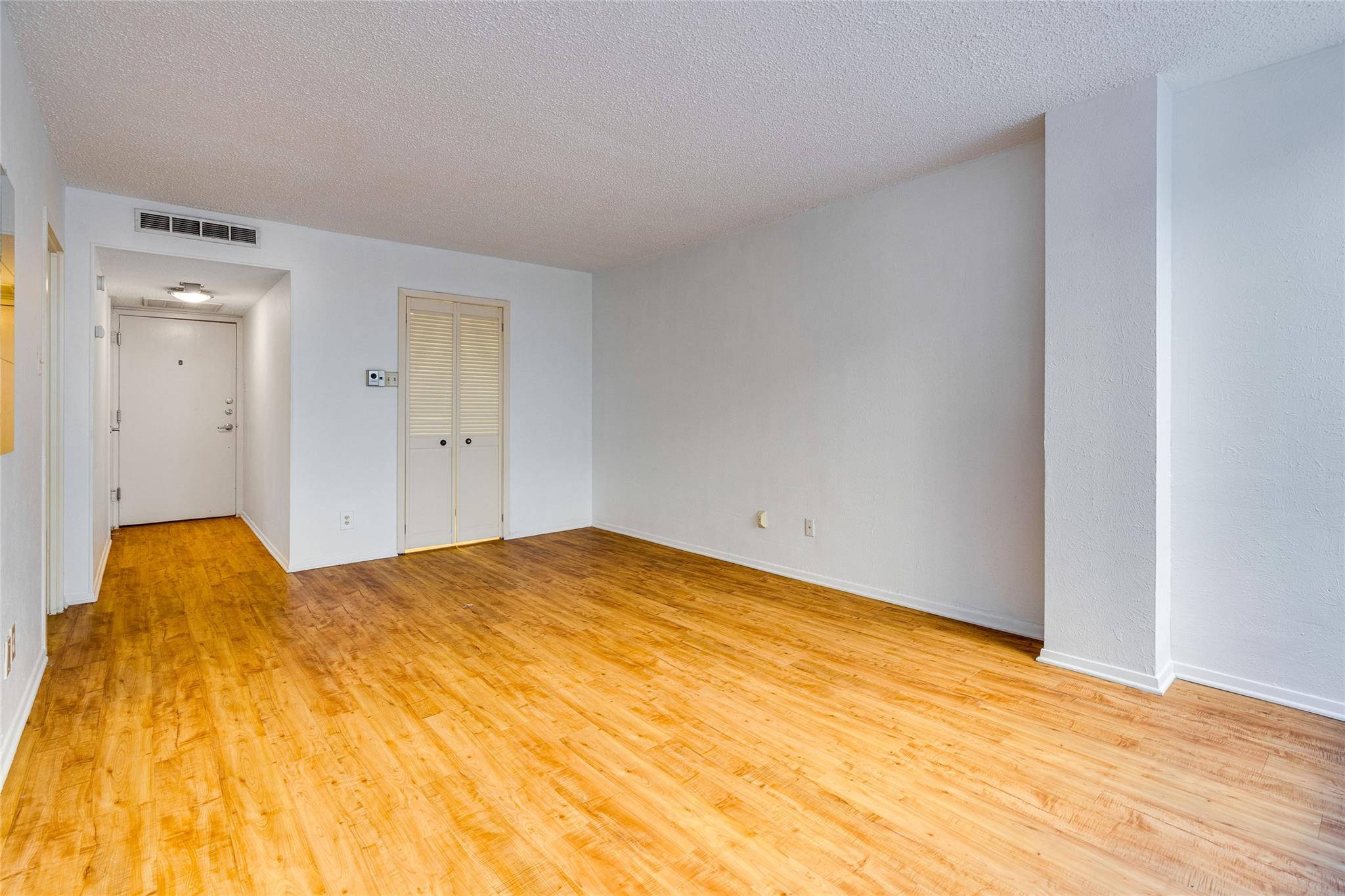 1800 Lavaca St # A214, Austin, TX 78701