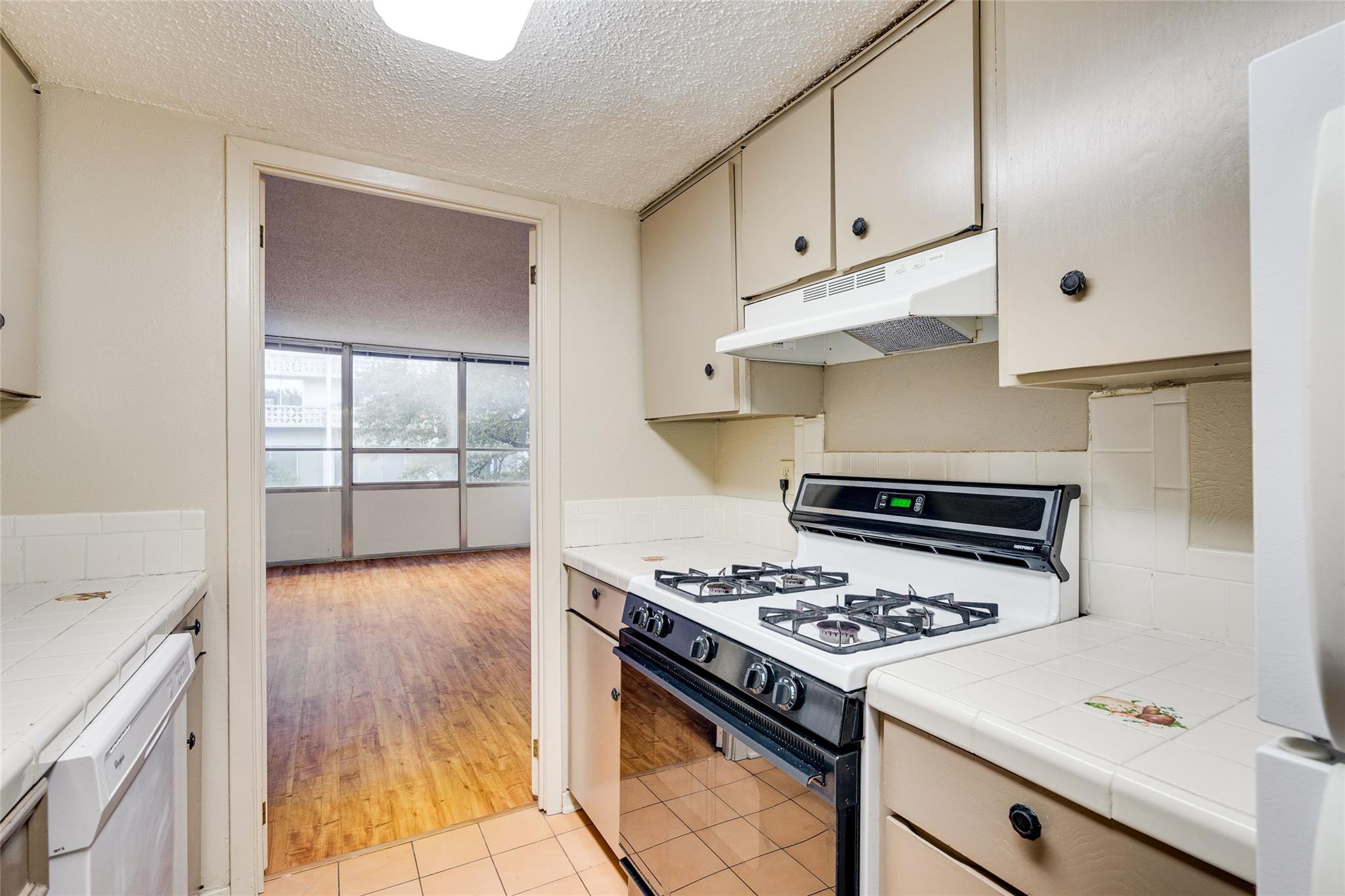 1800 Lavaca St # A214, Austin, TX 78701