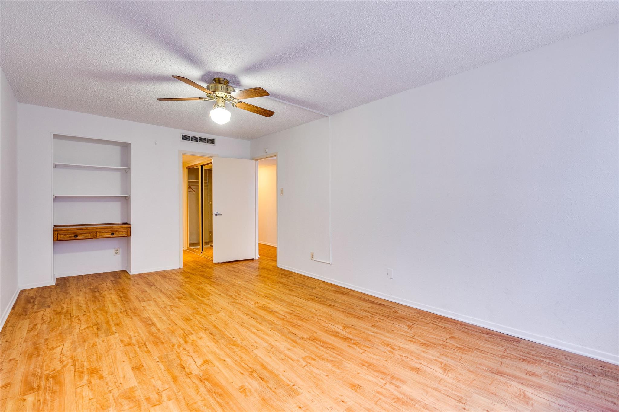 1800 Lavaca St # A214, Austin, TX 78701