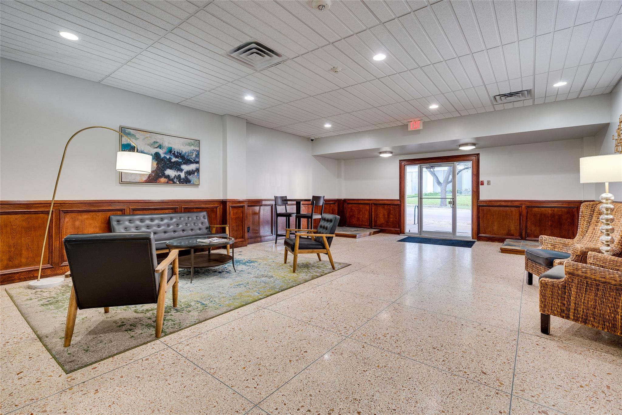 1800 Lavaca St # A214, Austin, TX 78701