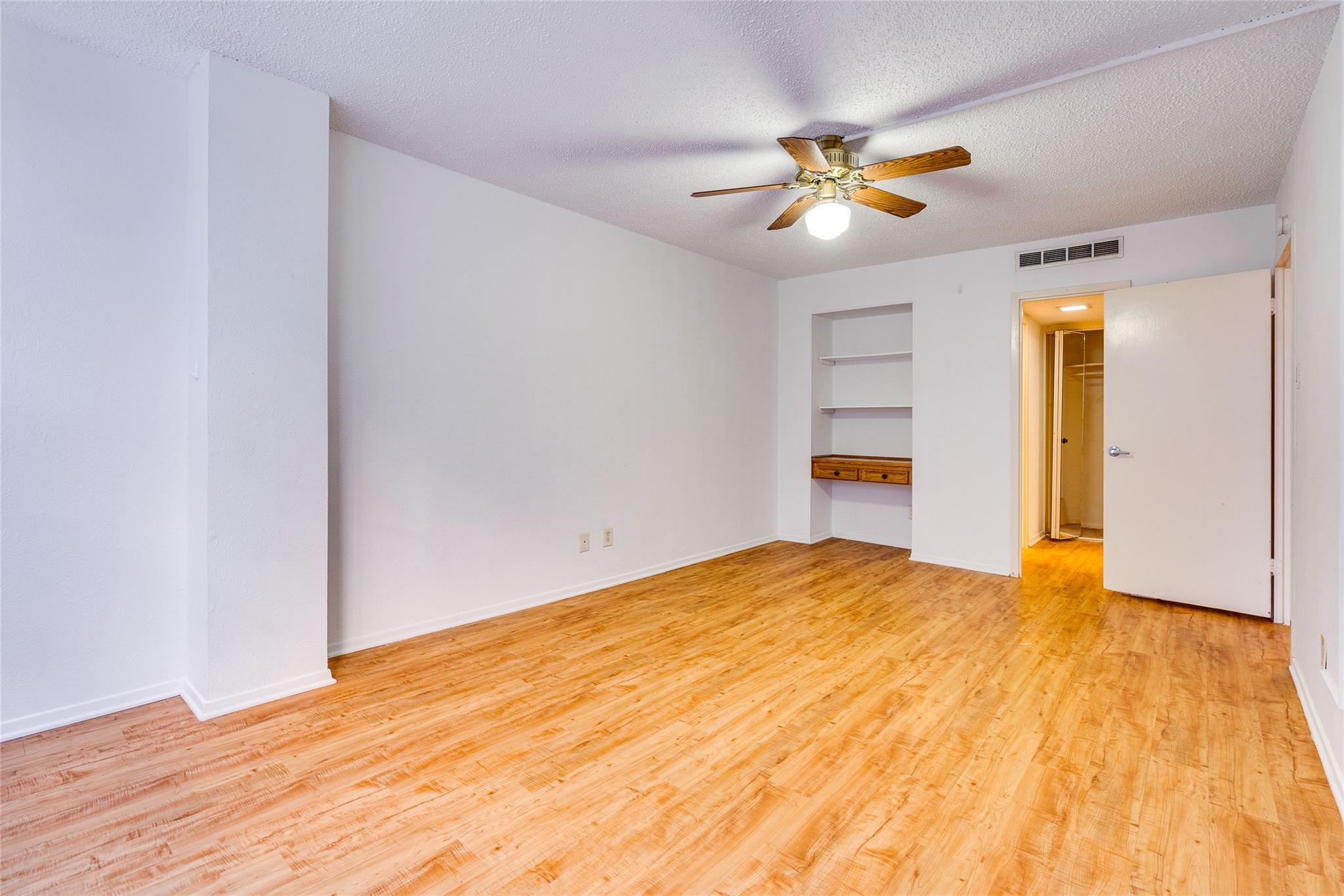 1800 Lavaca St # A214, Austin, TX 78701