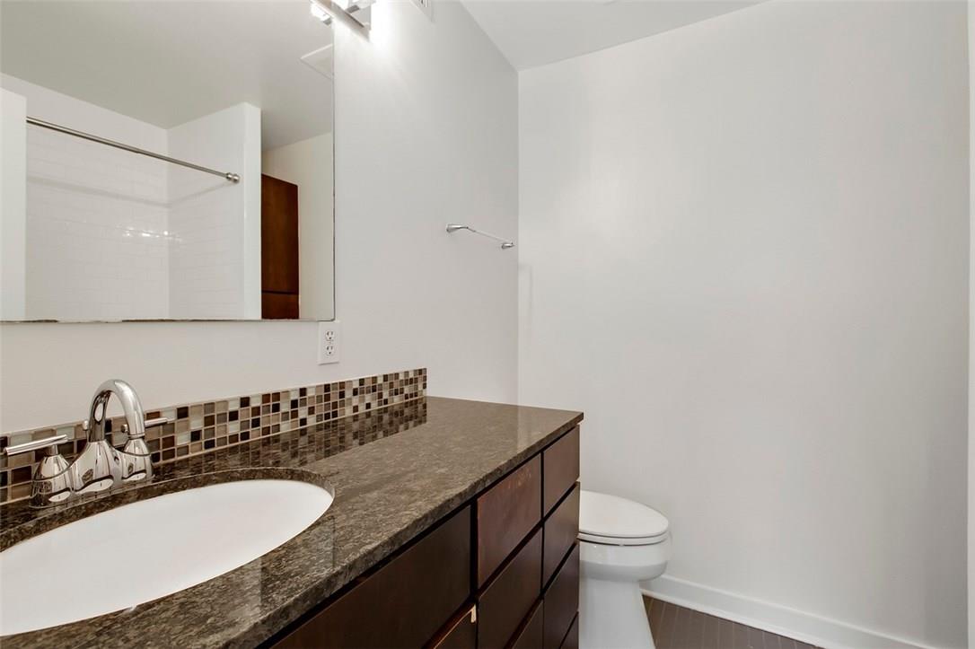 2200 Dickson Dr # 204, Austin, TX 78704
