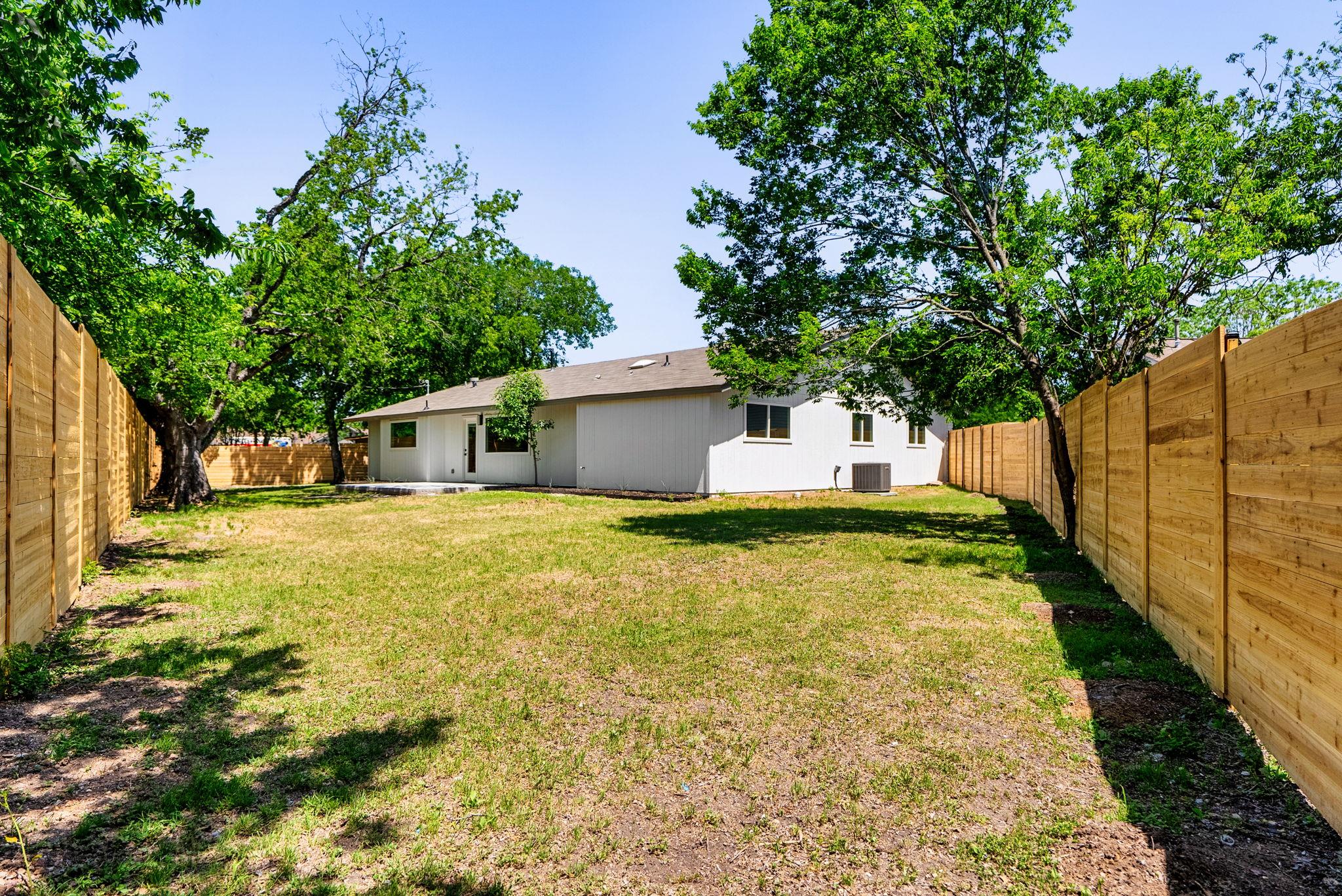 3001 Cedarlawn Cir, Austin, TX 78723