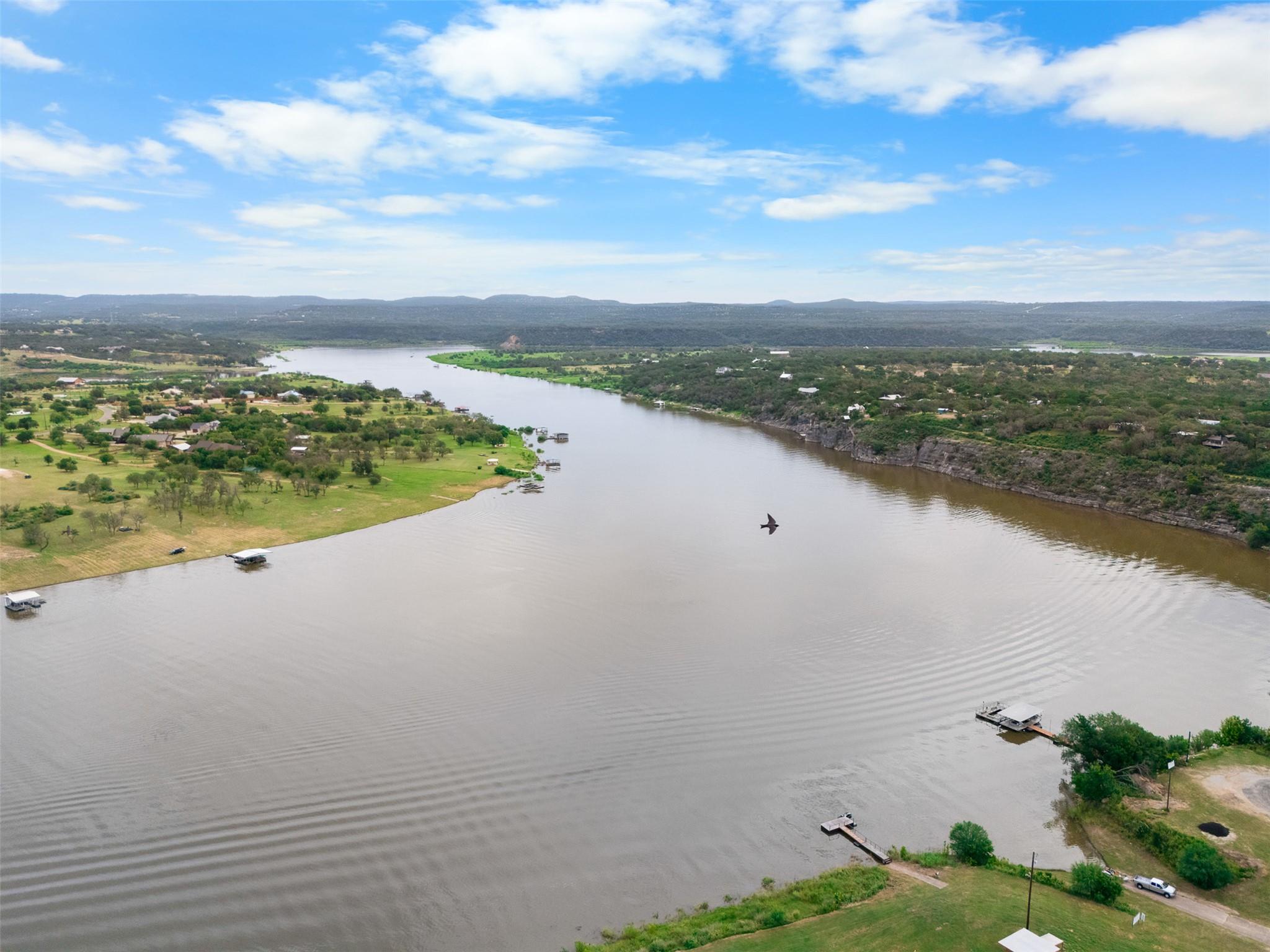 112 Mari Ln, Spicewood, TX 78669