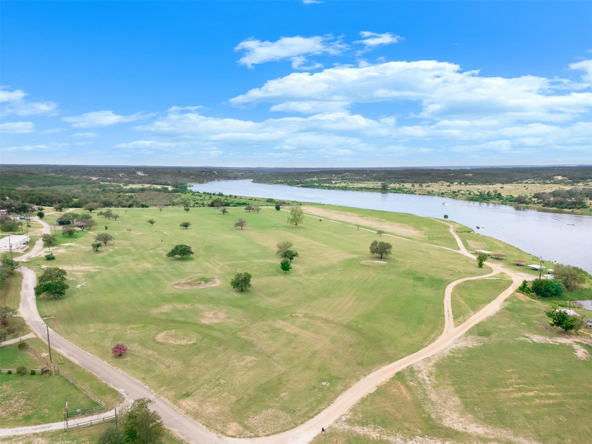 112 Mari Ln, Spicewood, TX 78669