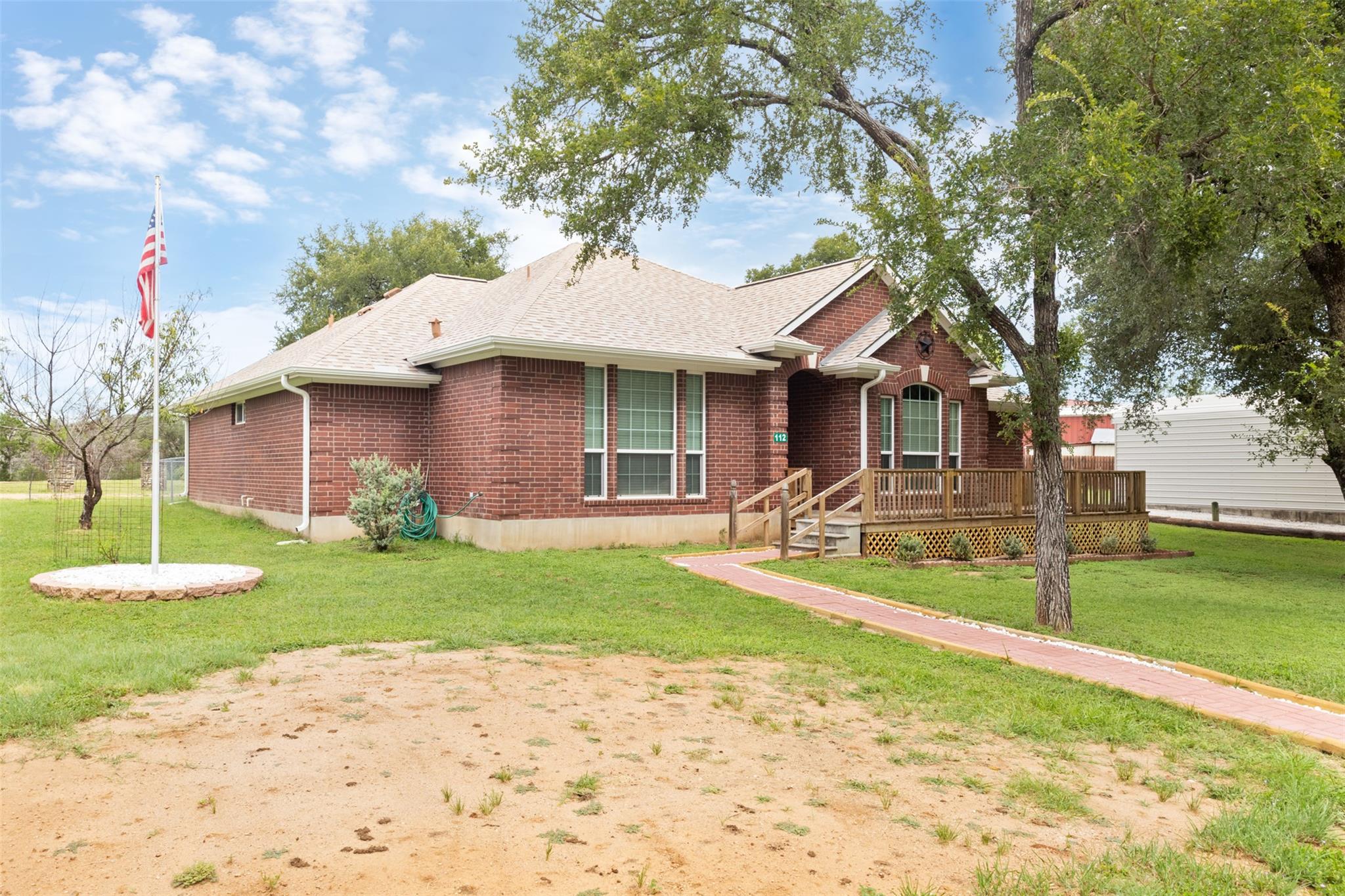 112 Mari Ln, Spicewood, TX 78669