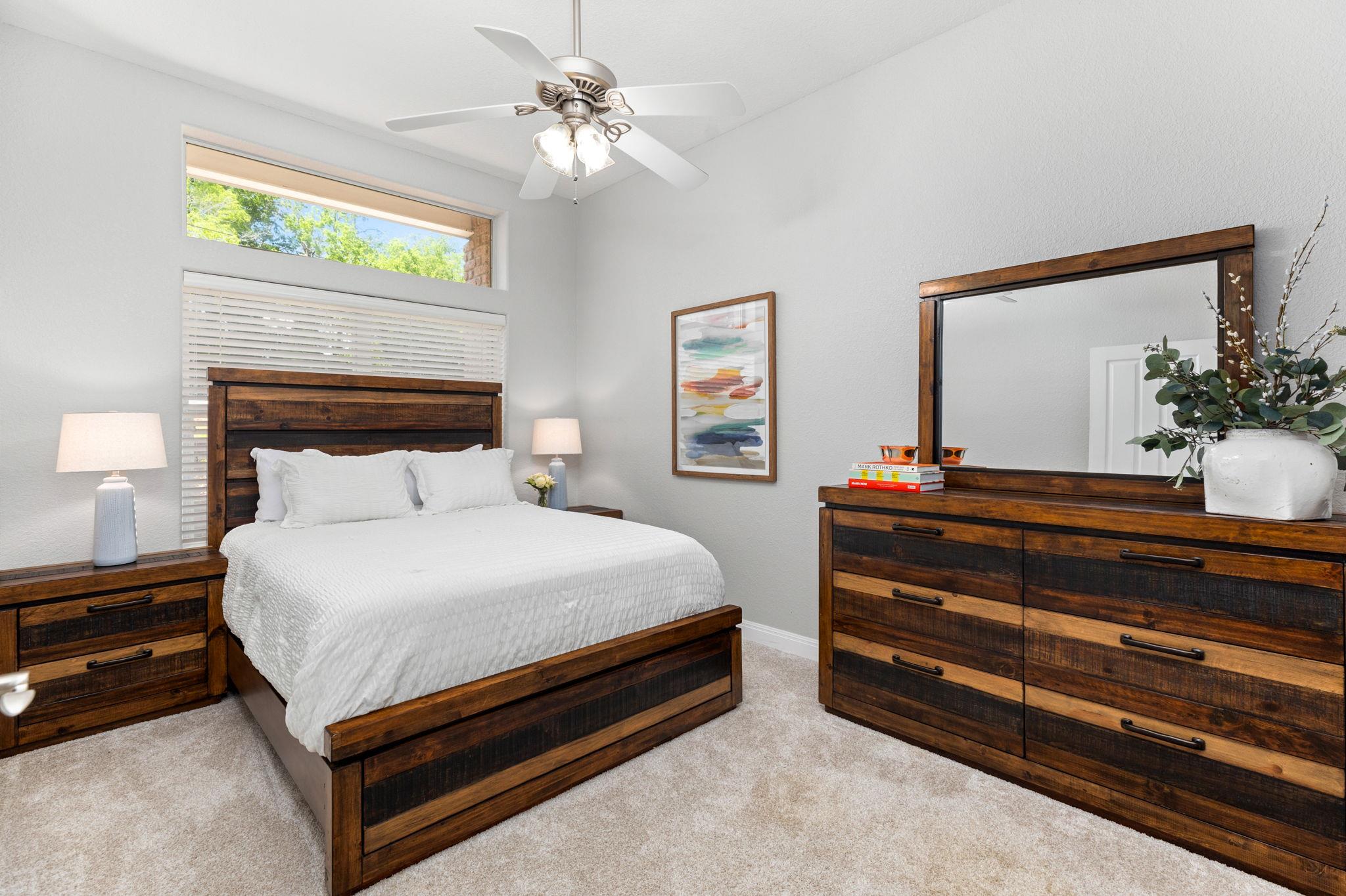 326 Red Bird Ln, Kingsbury, TX 78638