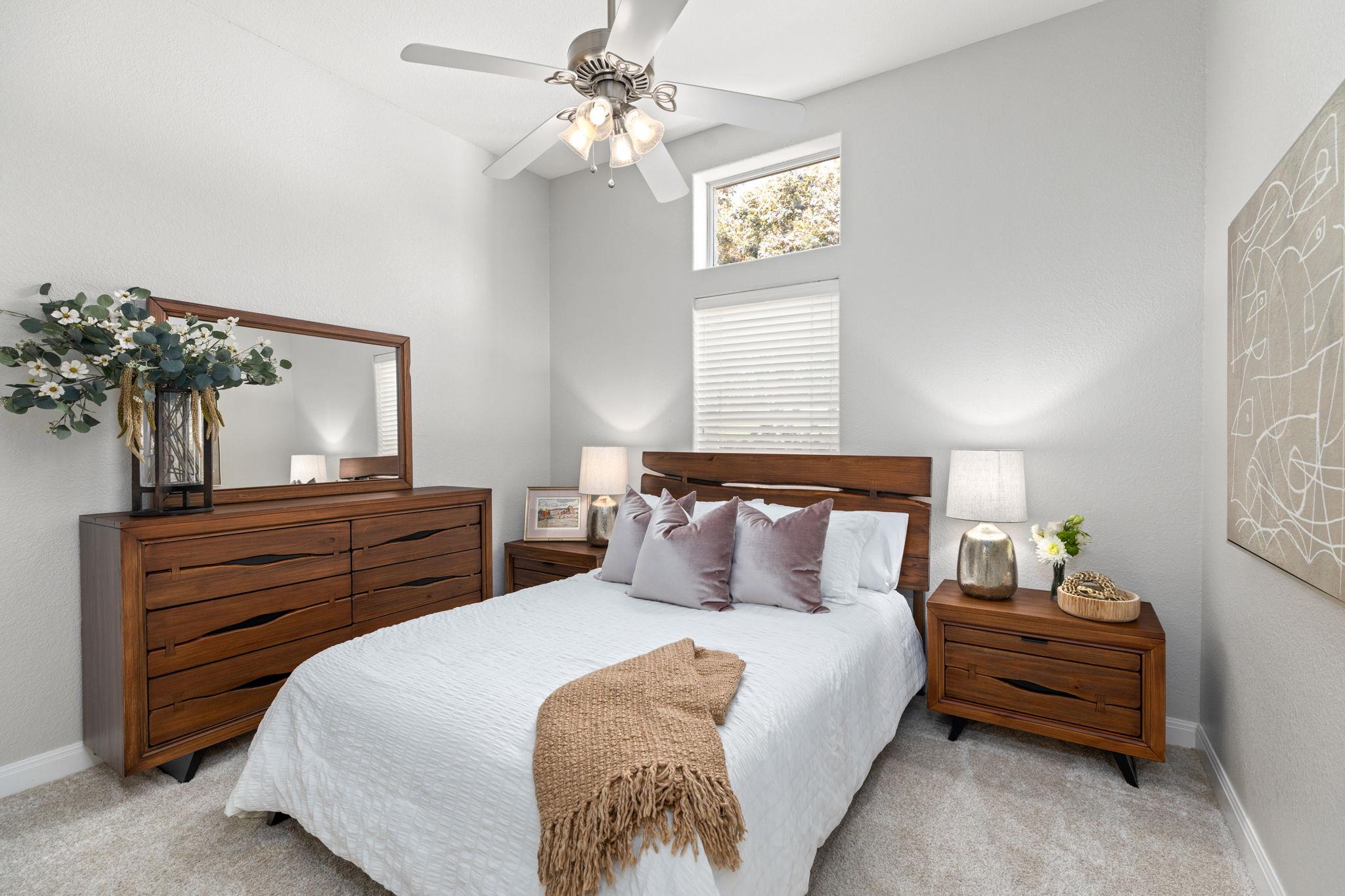 326 Red Bird Ln, Kingsbury, TX 78638