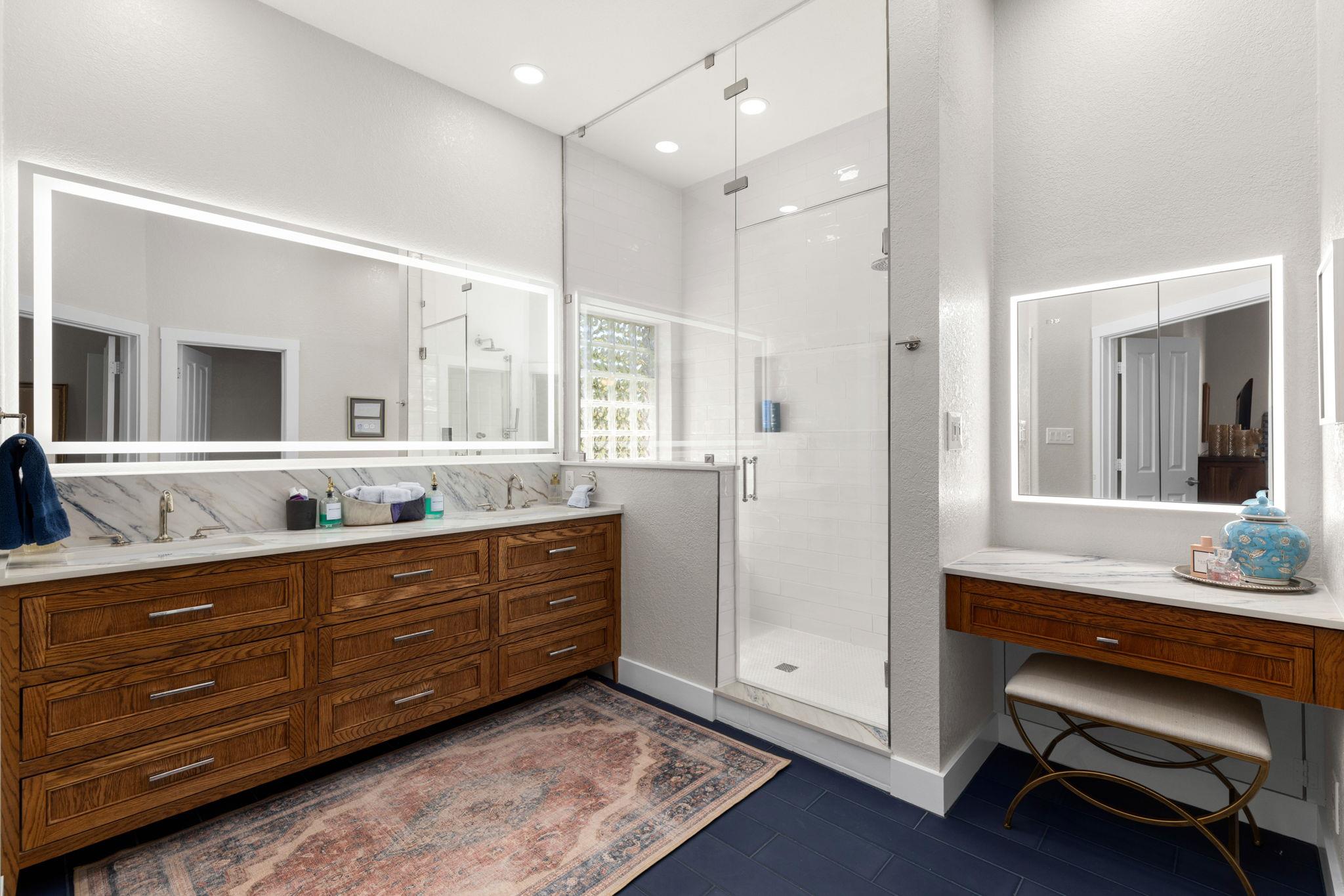 326 Red Bird Ln, Kingsbury, TX 78638