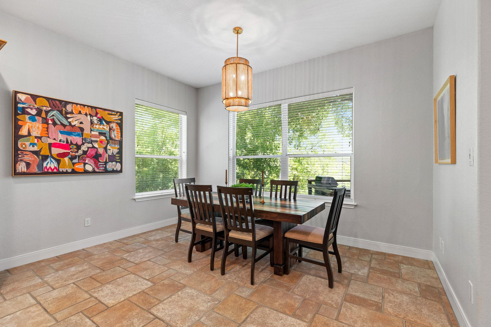 326 Red Bird Ln, Kingsbury, TX 78638