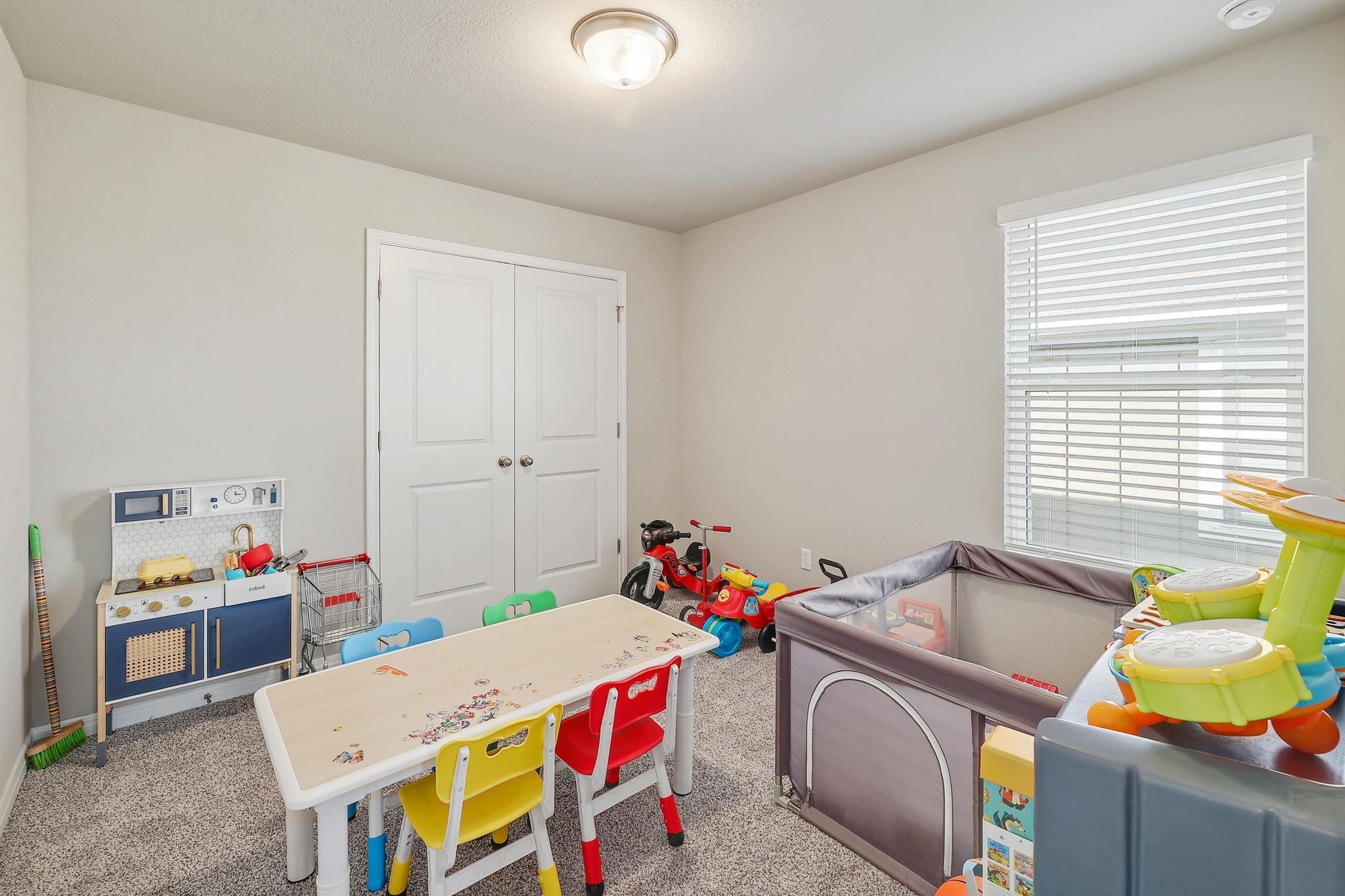 604 Loriner Way, Liberty Hill, TX 78642