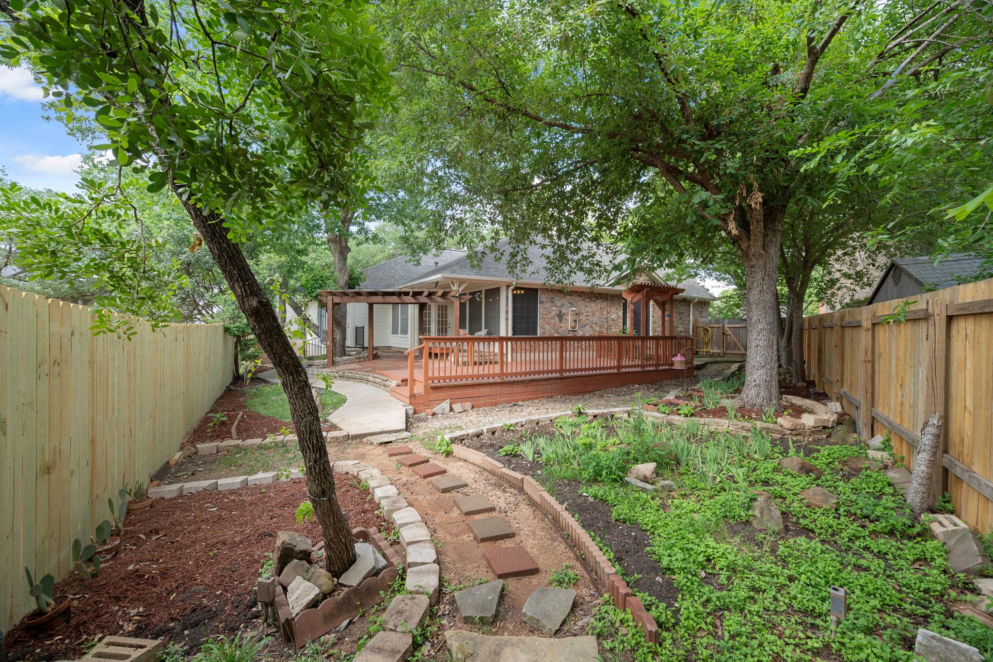 13309 Chasewood Cv, Austin, TX 78727