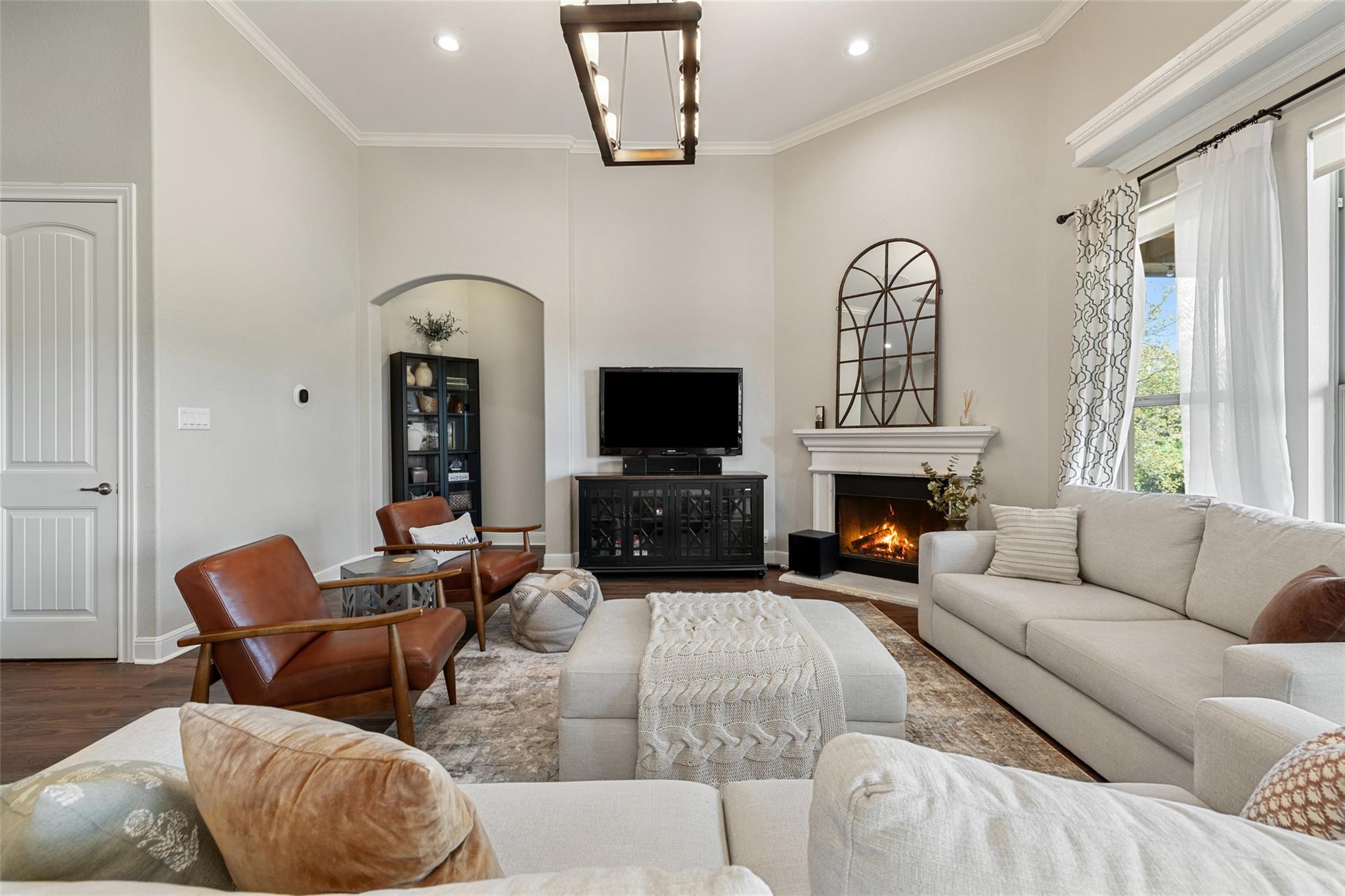 5421 Coral Bean Cv, Spicewood, TX 78669