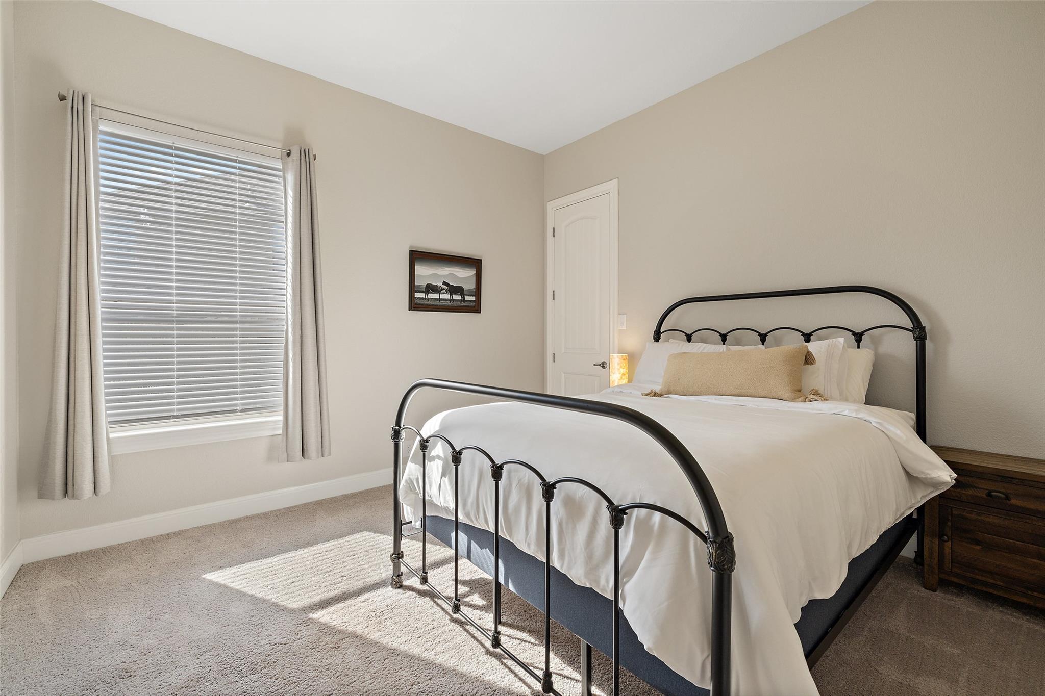 5421 Coral Bean Cv, Spicewood, TX 78669