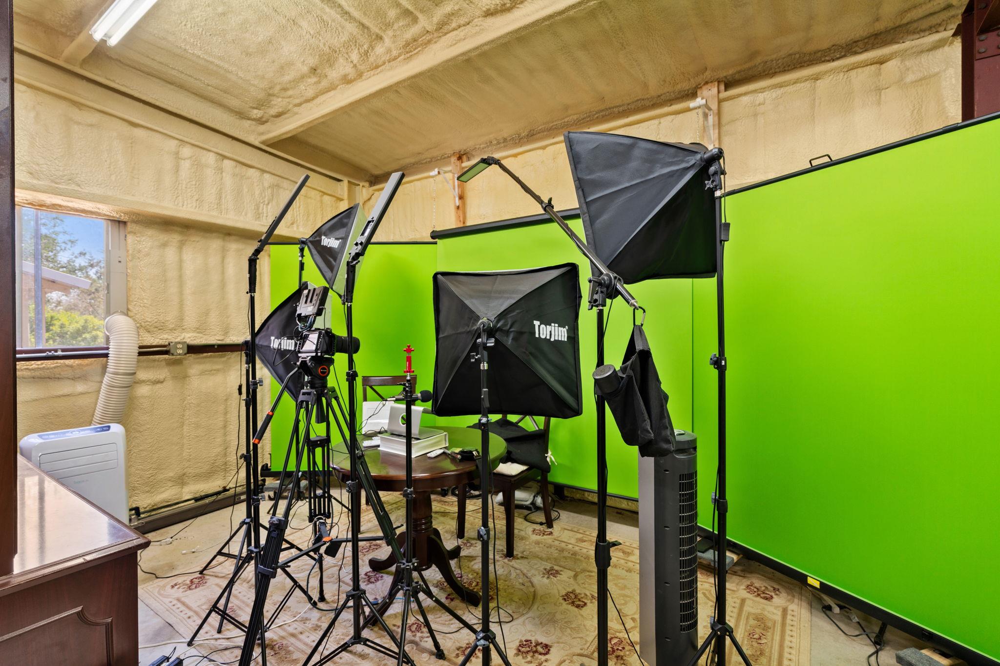 2409 Mormon Mill Rd, Marble Falls, TX 78654