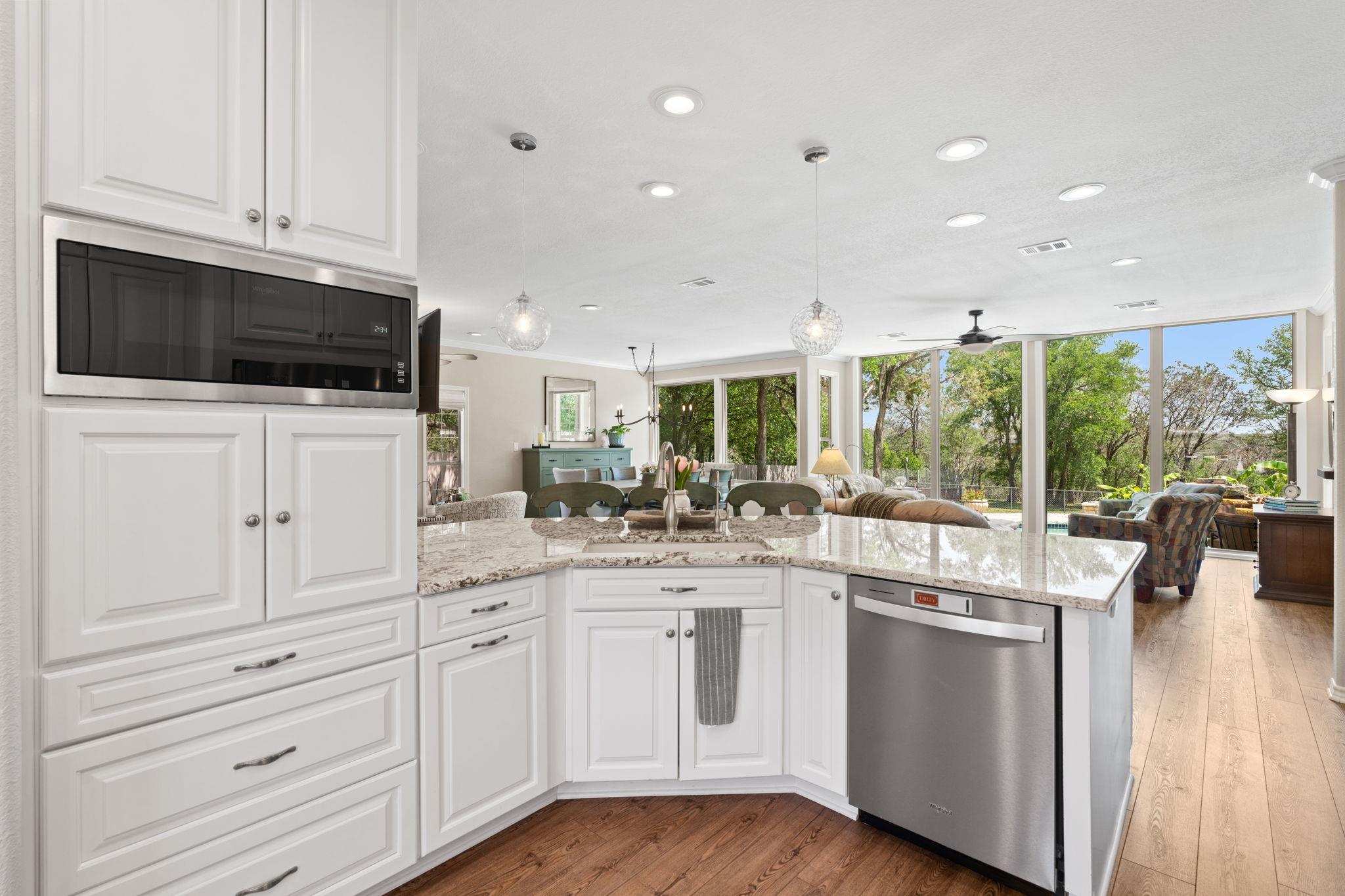 2409 Mormon Mill Rd, Marble Falls, TX 78654