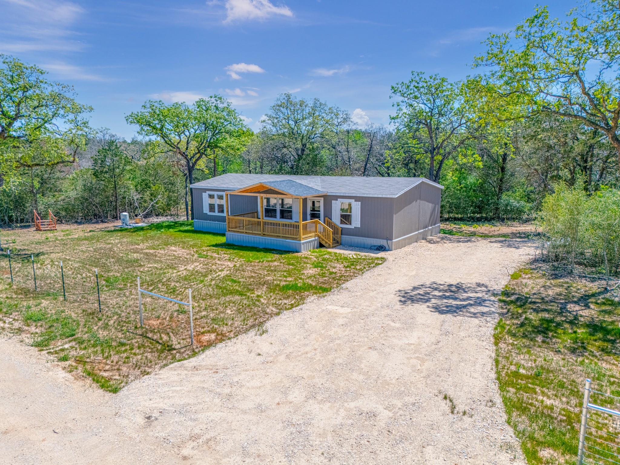 119 B Milam Ln, Bastrop, TX 78602
