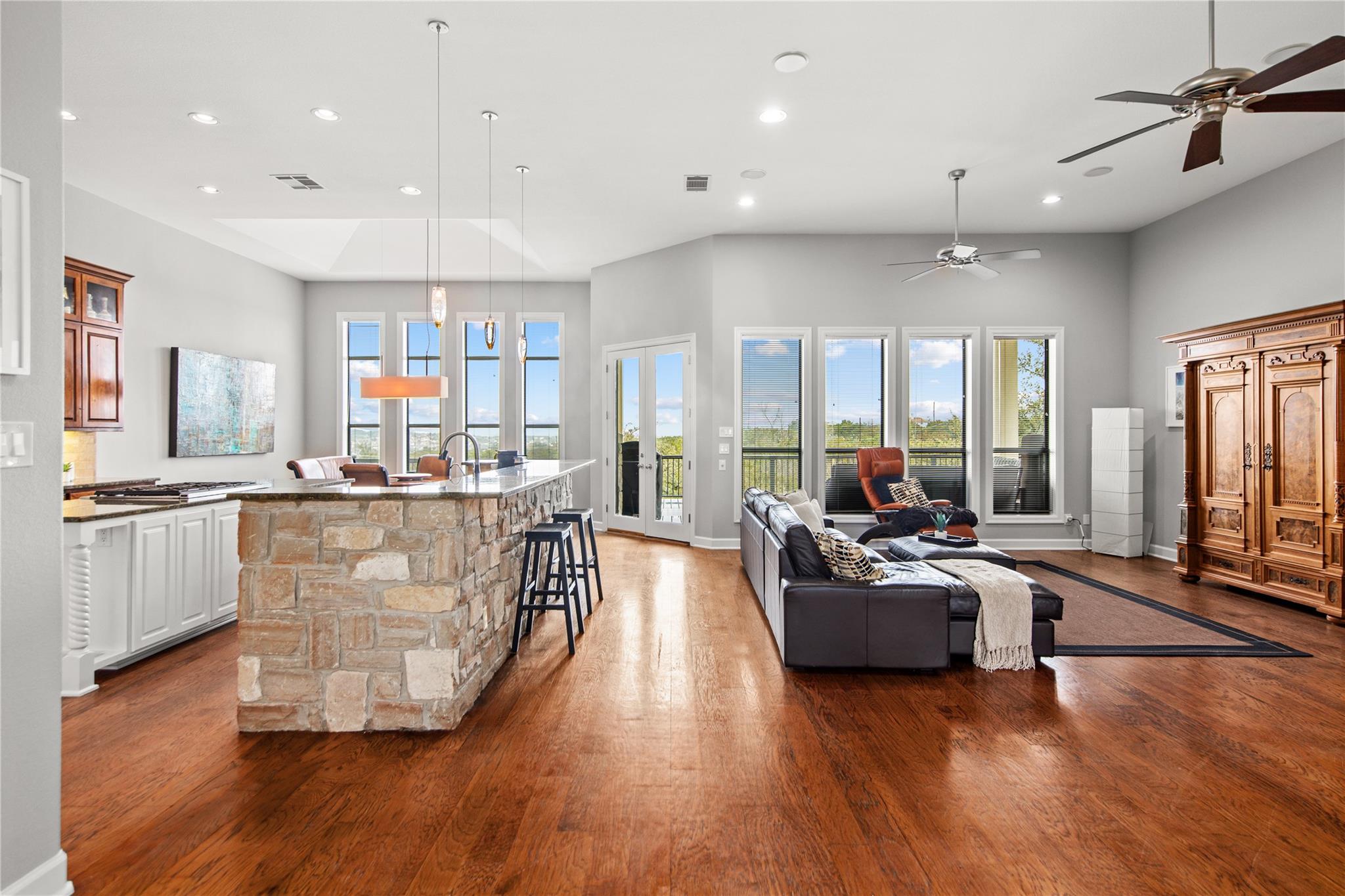 3414 Pawnee Pass S, Lakeway, TX 78738