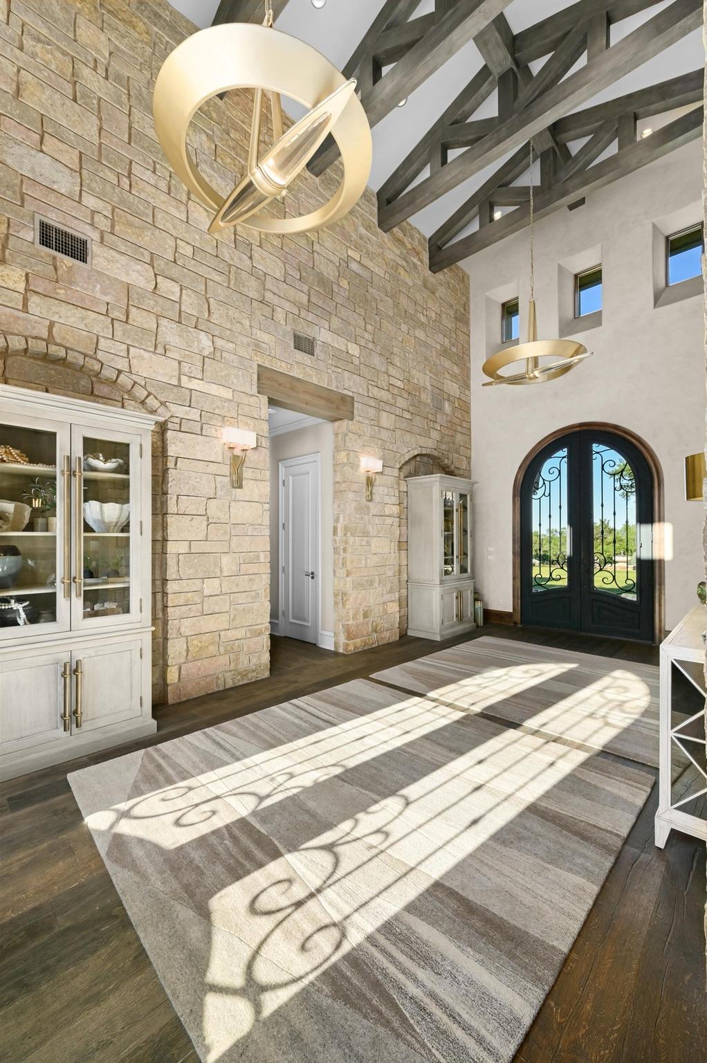 511 County Road 262, Georgetown, TX 78633