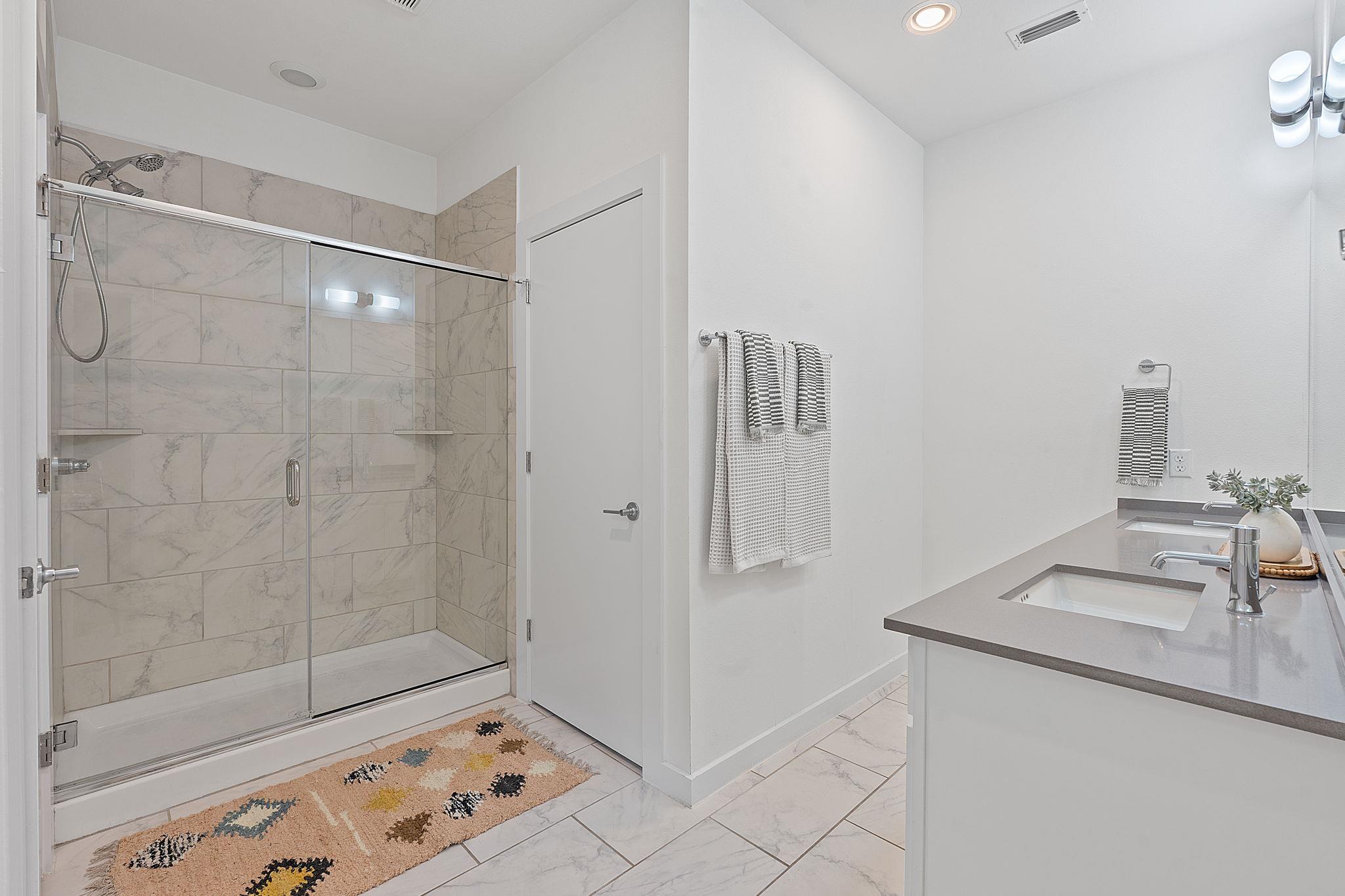 705 N Bluff Dr # 14, Austin, TX 78745