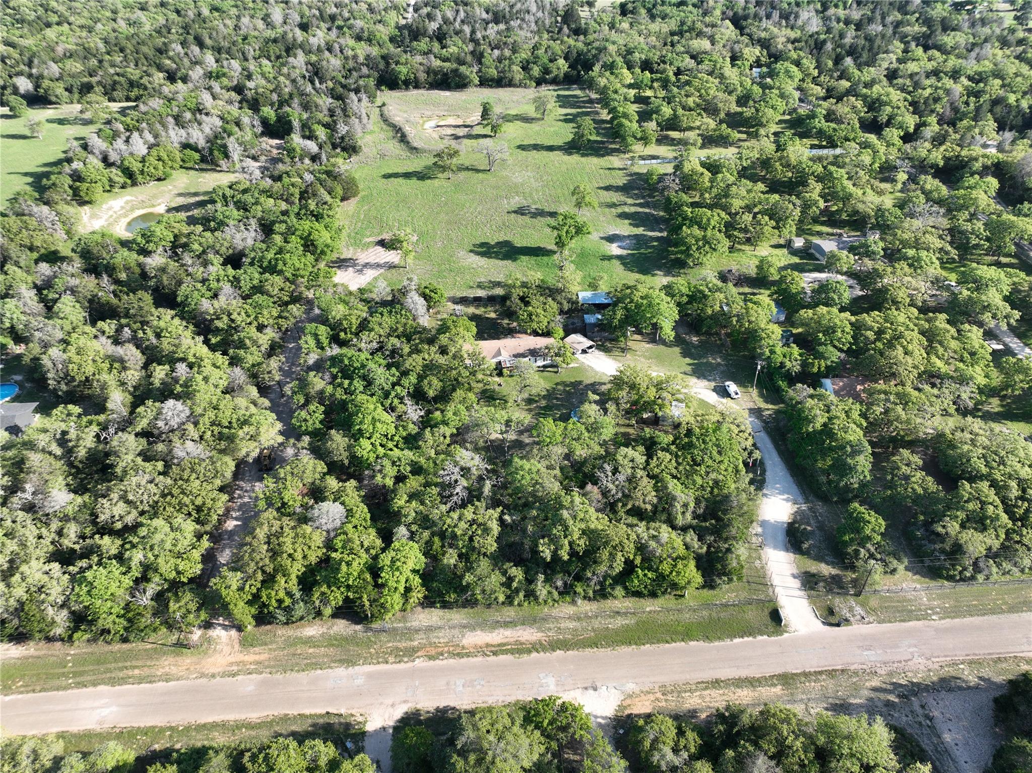 1480 County Road B, Lexington, TX 78947