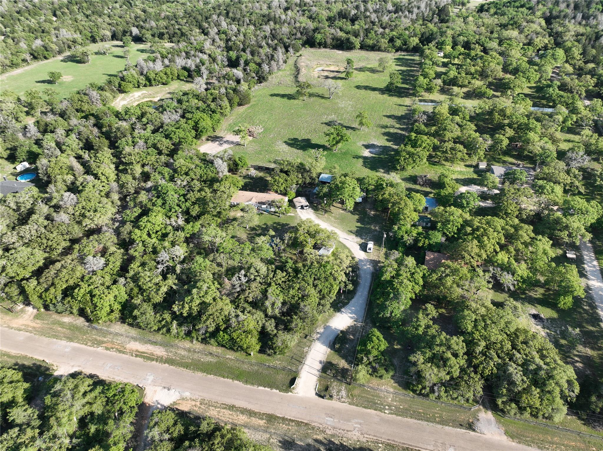 1480 County Road B, Lexington, TX 78947