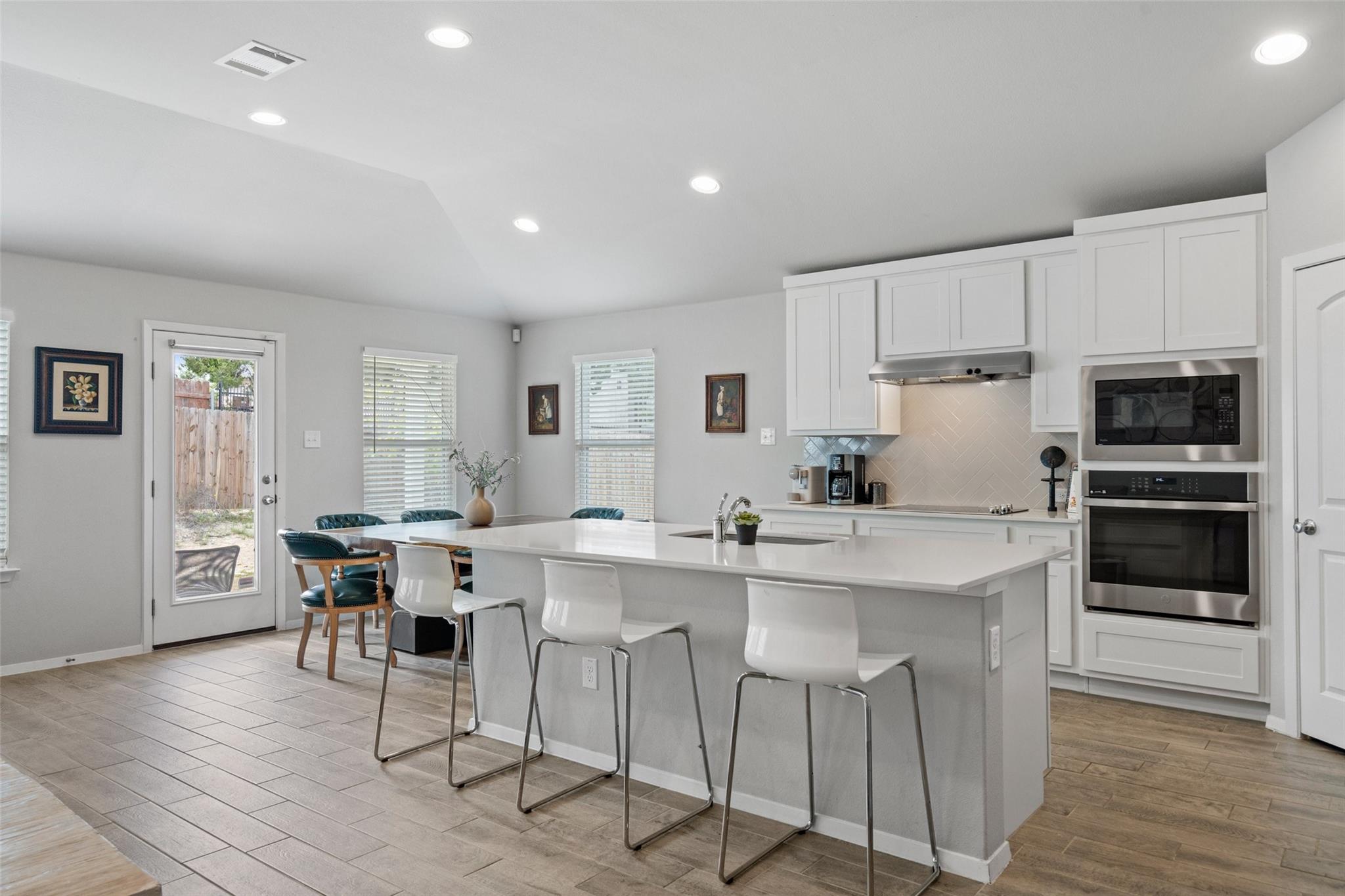 4302 Liberty Ln, Lago Vista, TX 78645