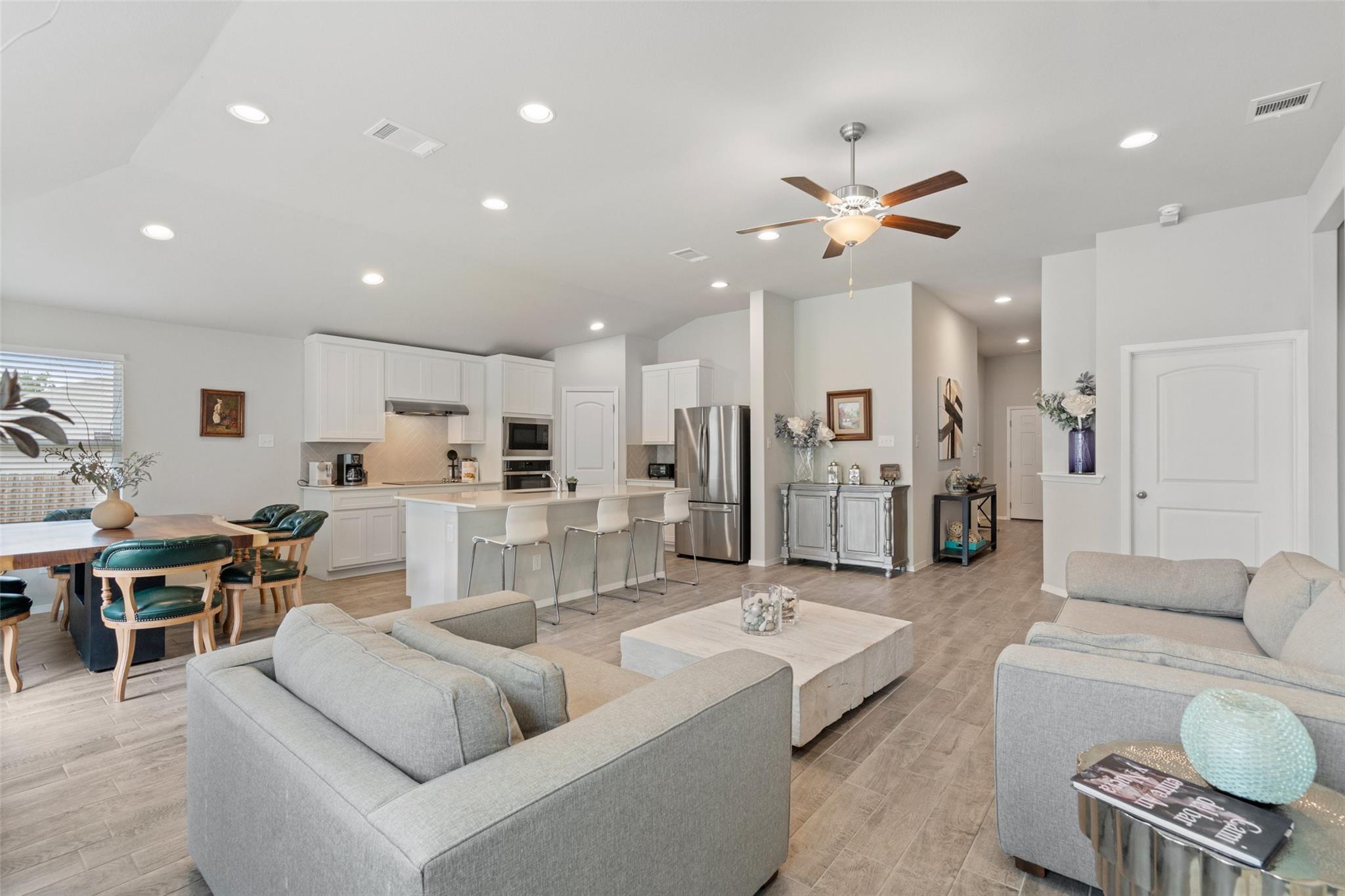 4302 Liberty Ln, Lago Vista, TX 78645