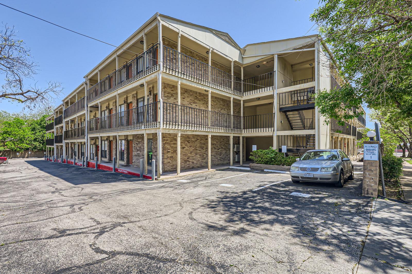 3000 Guadalupe St # 210, Austin, TX 78705