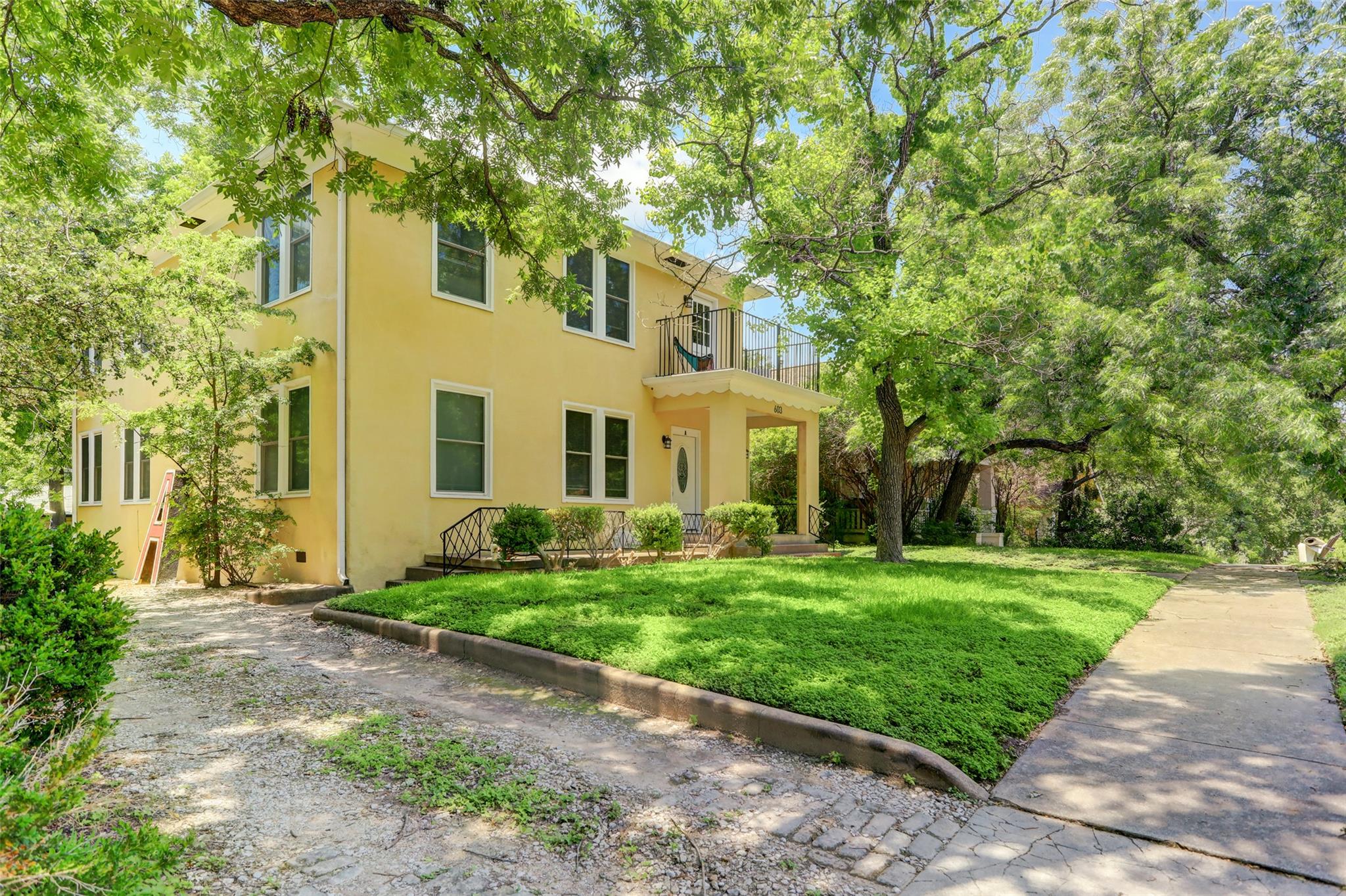603 Bellevue Pl # A, Austin, TX 78705