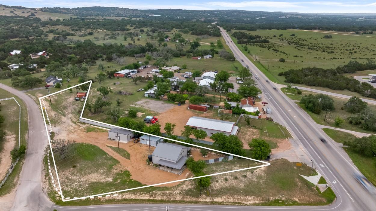180 Henly Loop, Dripping Springs, TX 78620