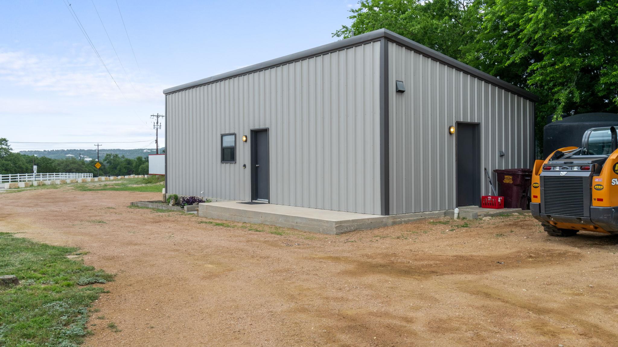 180 Henly Loop, Dripping Springs, TX 78620