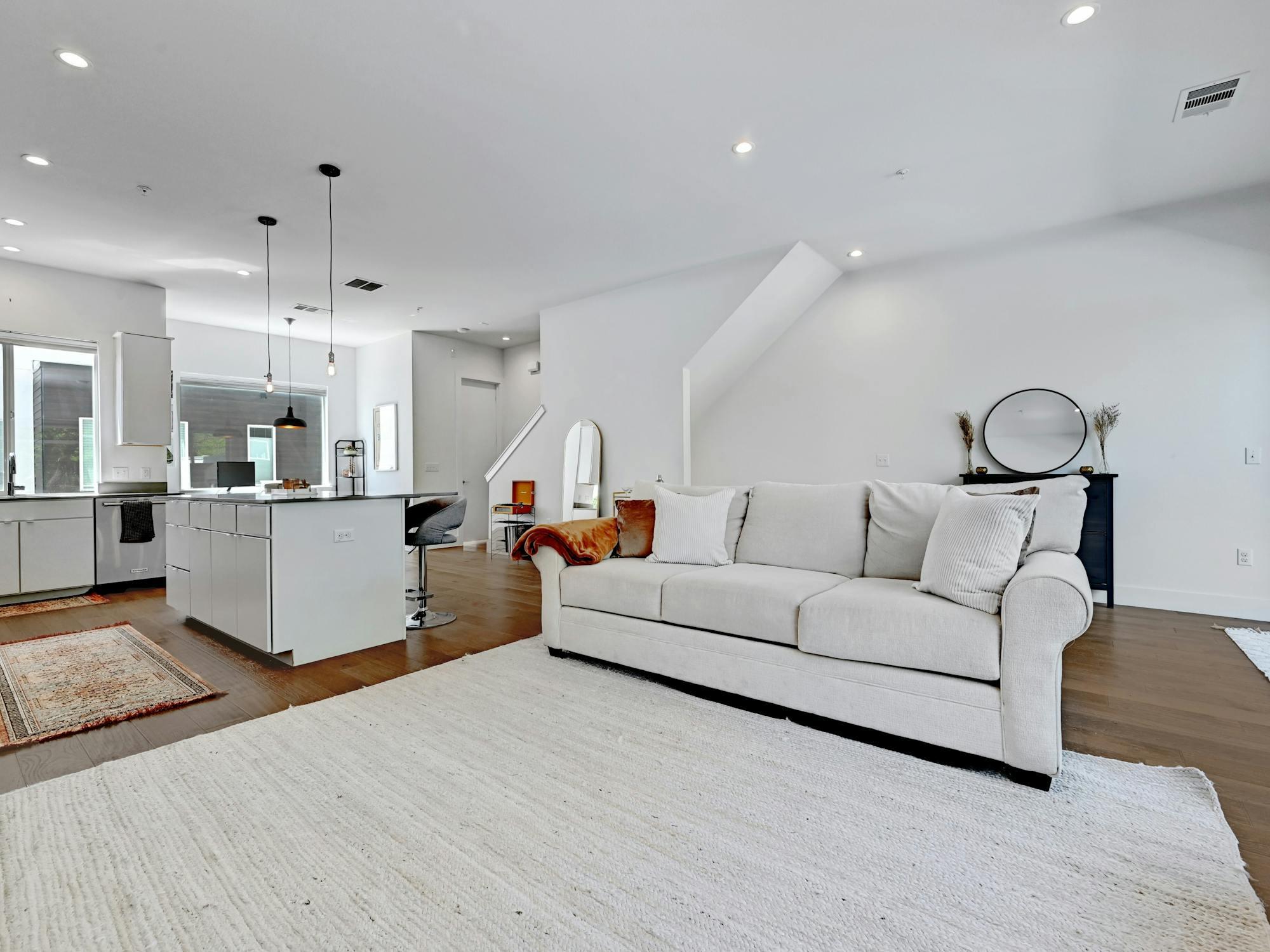 505 Tillery St # 6, Austin, TX 78702