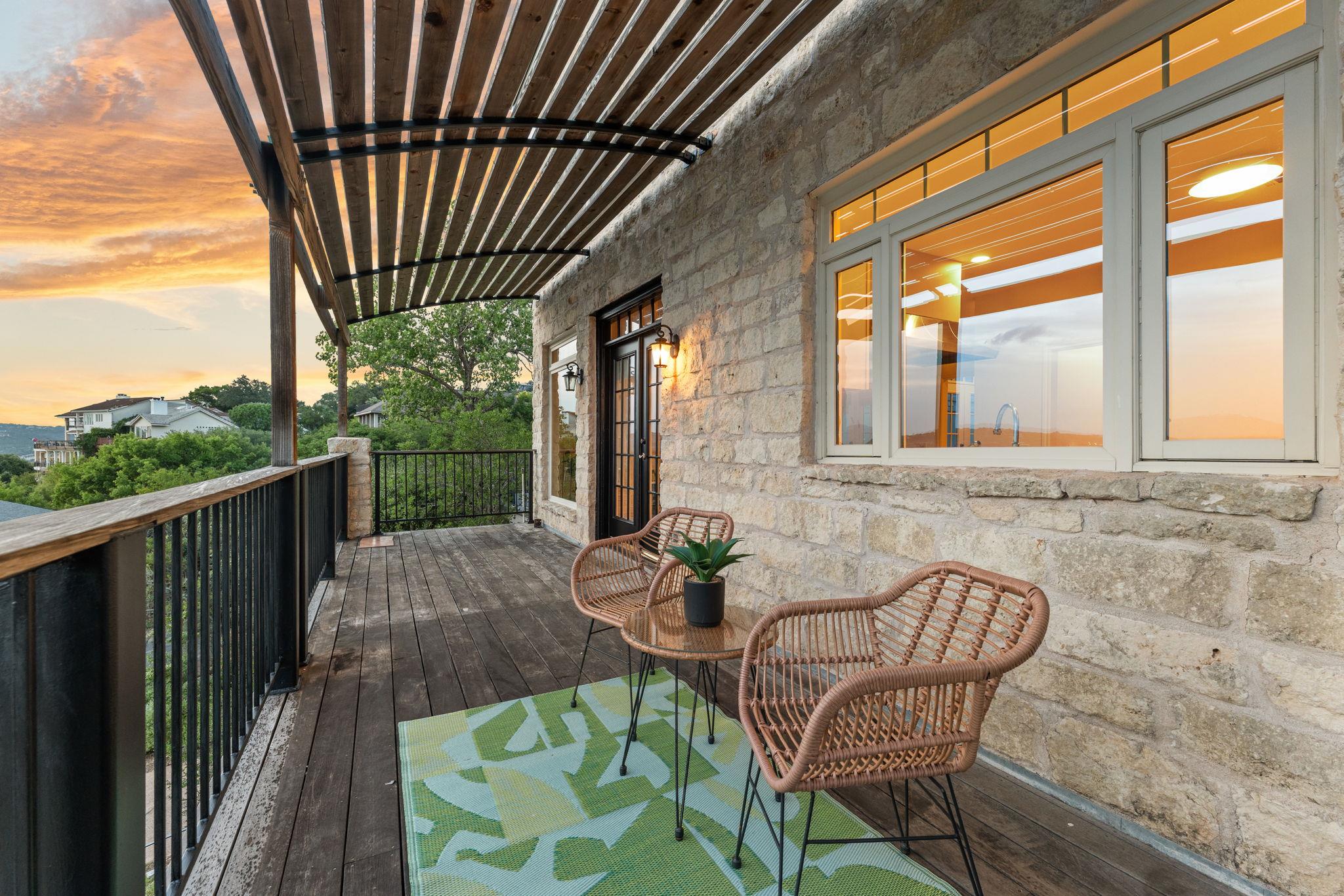 5913 N West Pl, Austin, TX 78731