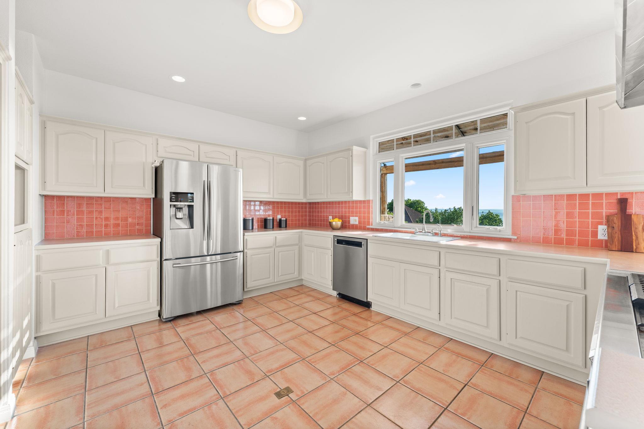 5913 N West Pl, Austin, TX 78731